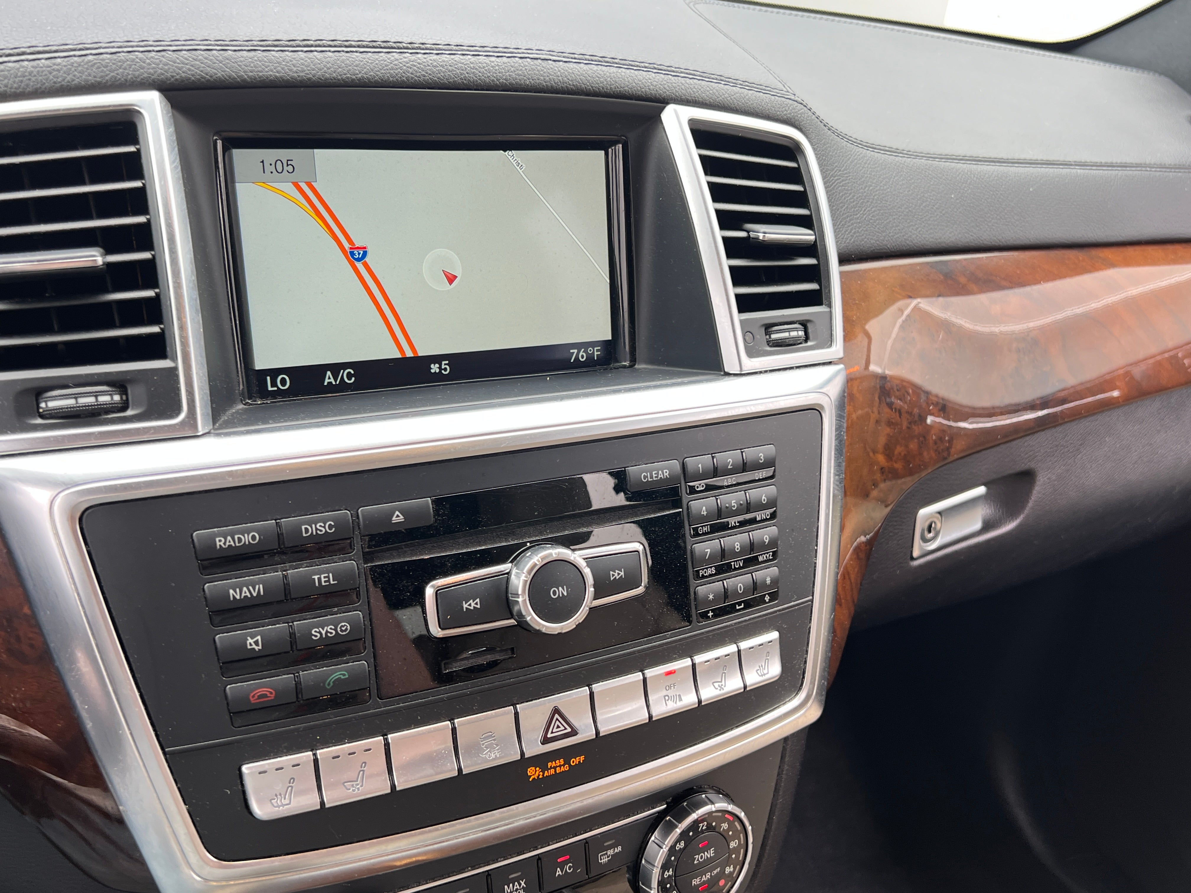 2016 Mercedes-Benz GL-Class GL 550 3