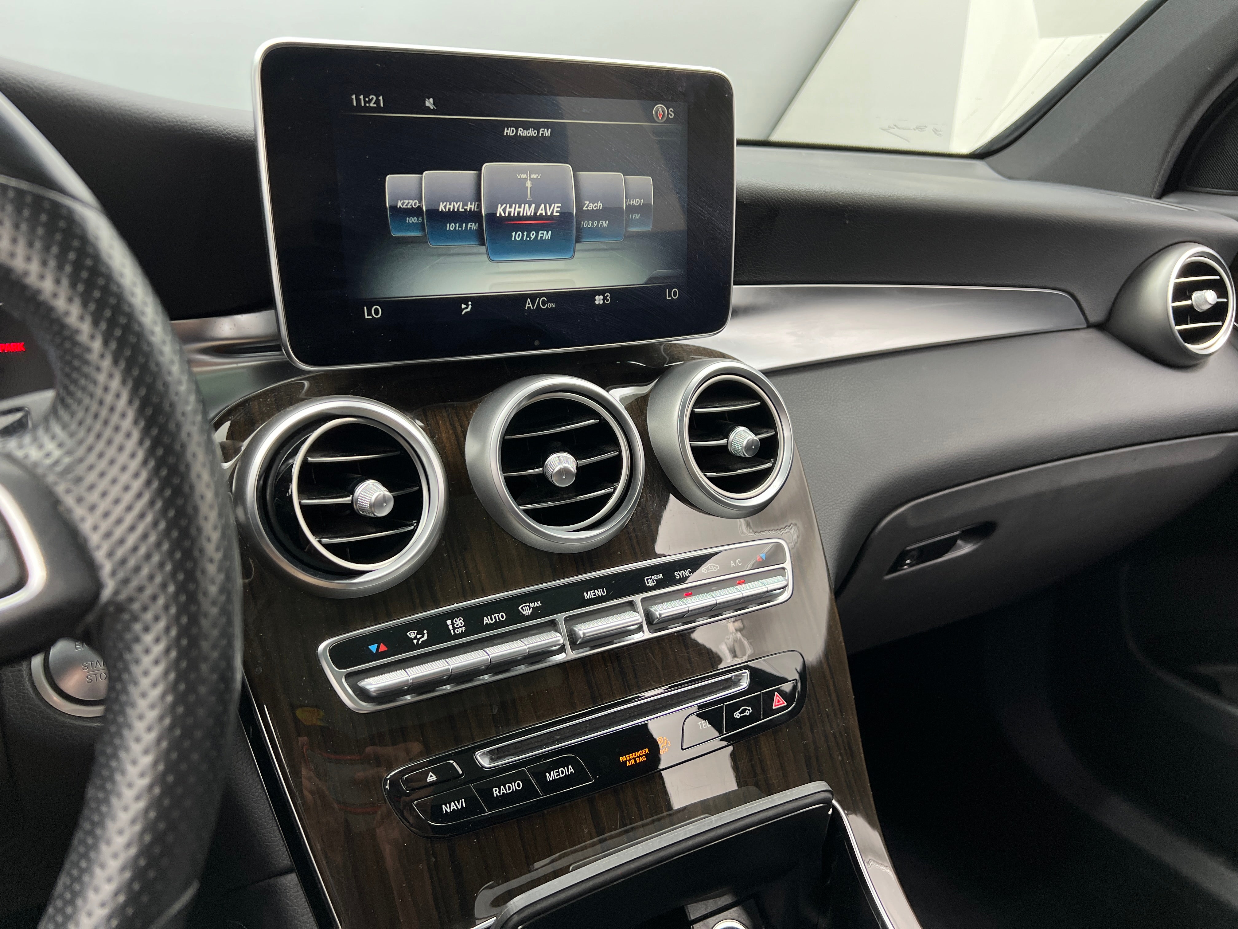 2017 Mercedes-Benz GLC 300 3