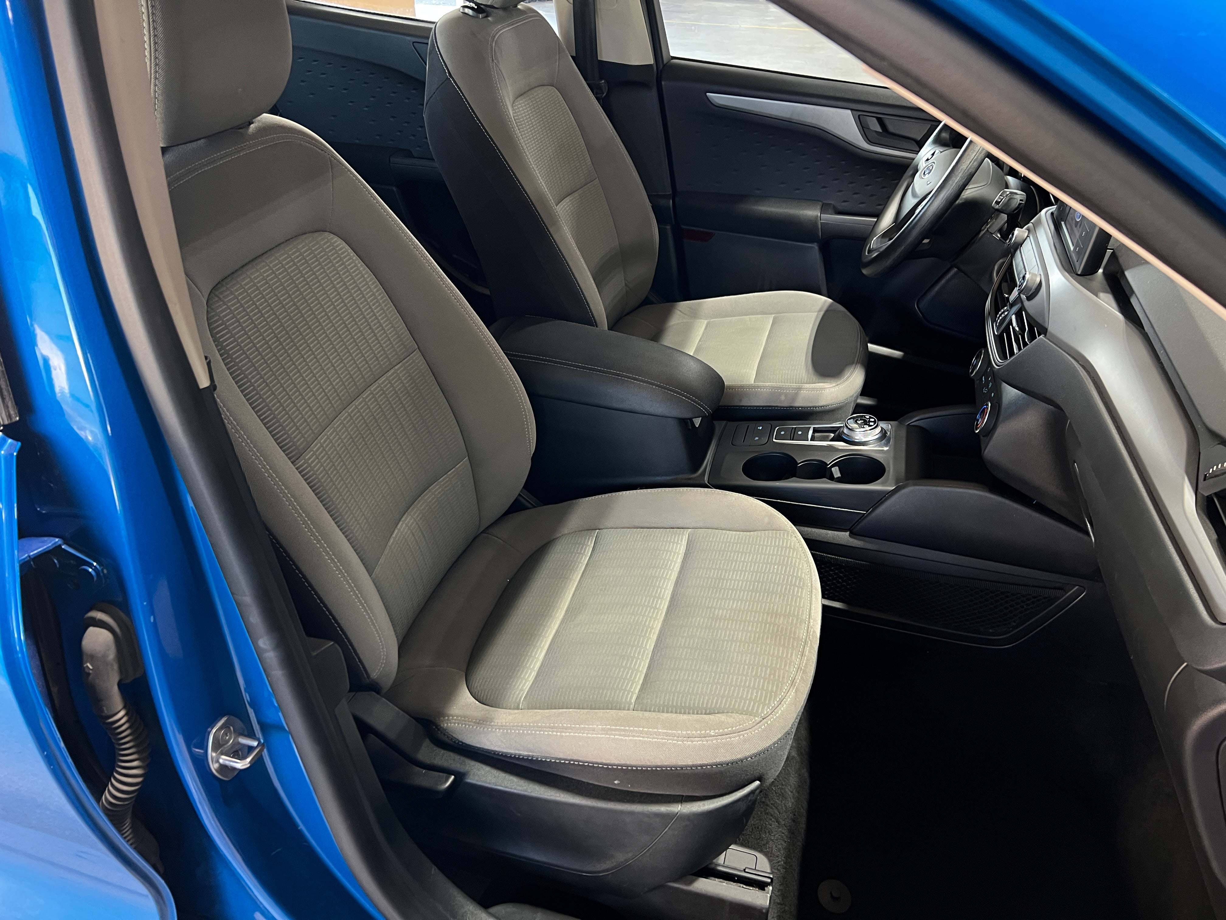 2020 Ford Escape S 2