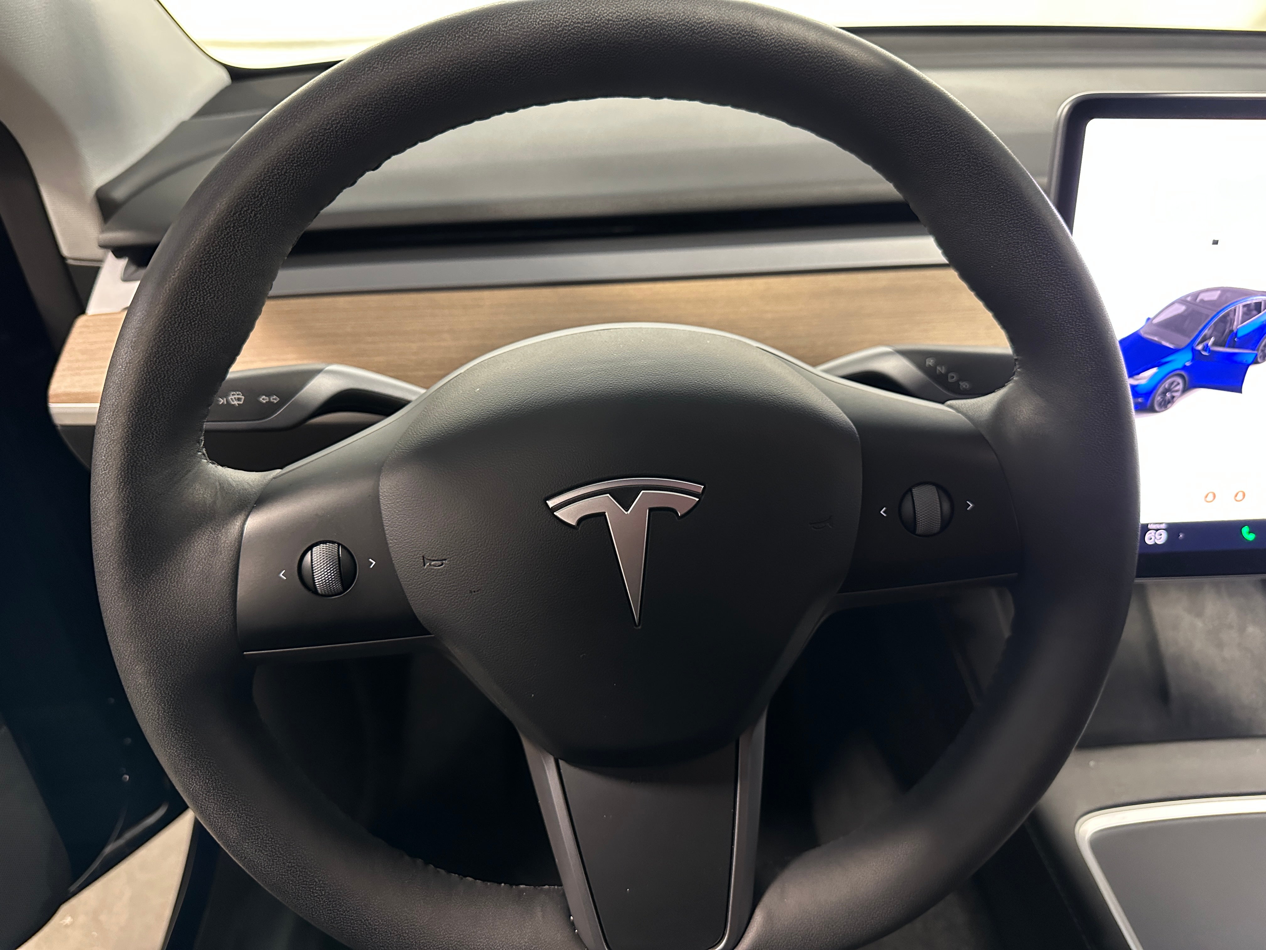 2022 Tesla Model Y Long Range 4