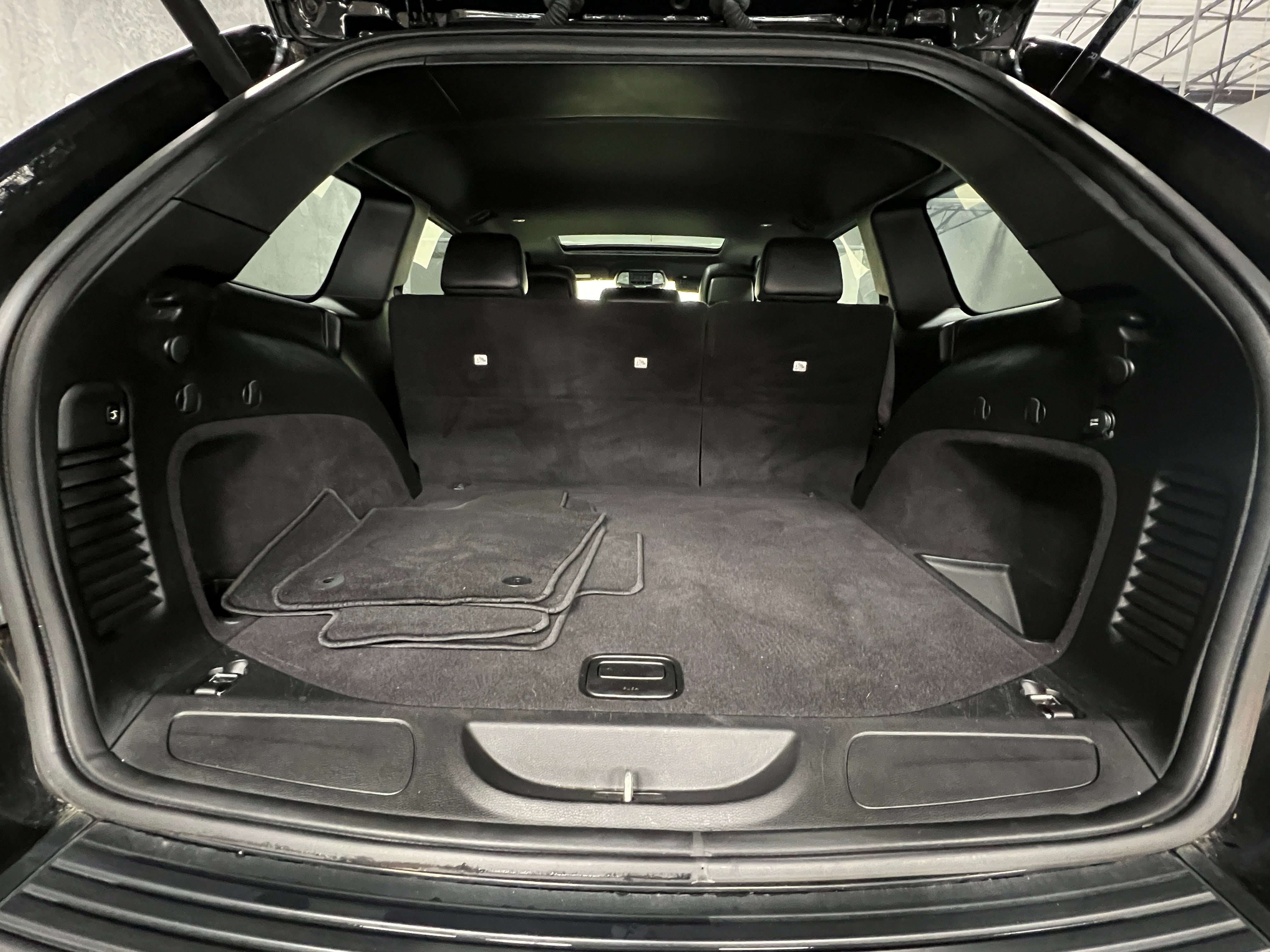 2019 Jeep Grand Cherokee Altitude 6