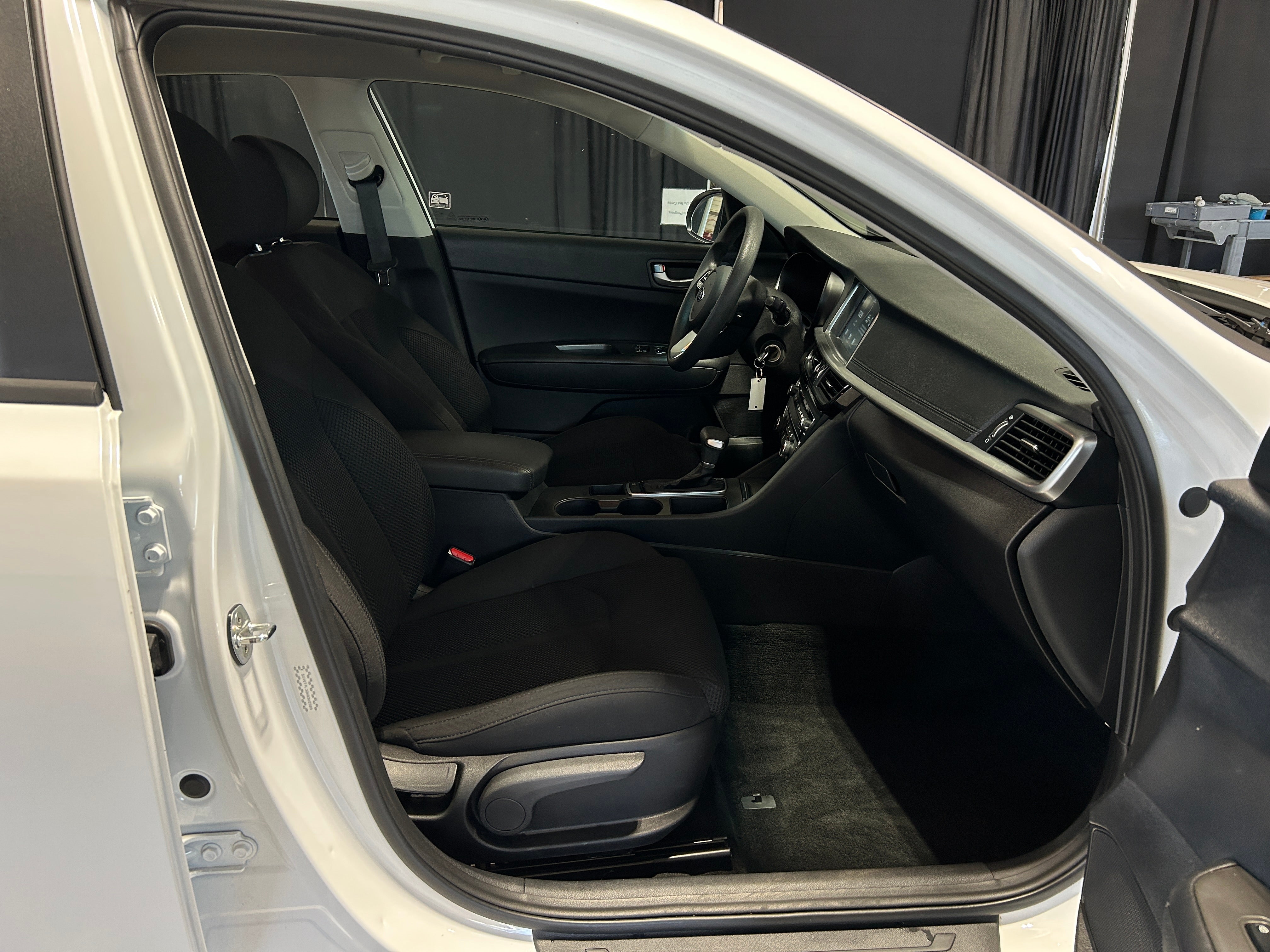 Thumbnail: 2019 Kia Optima - 2
