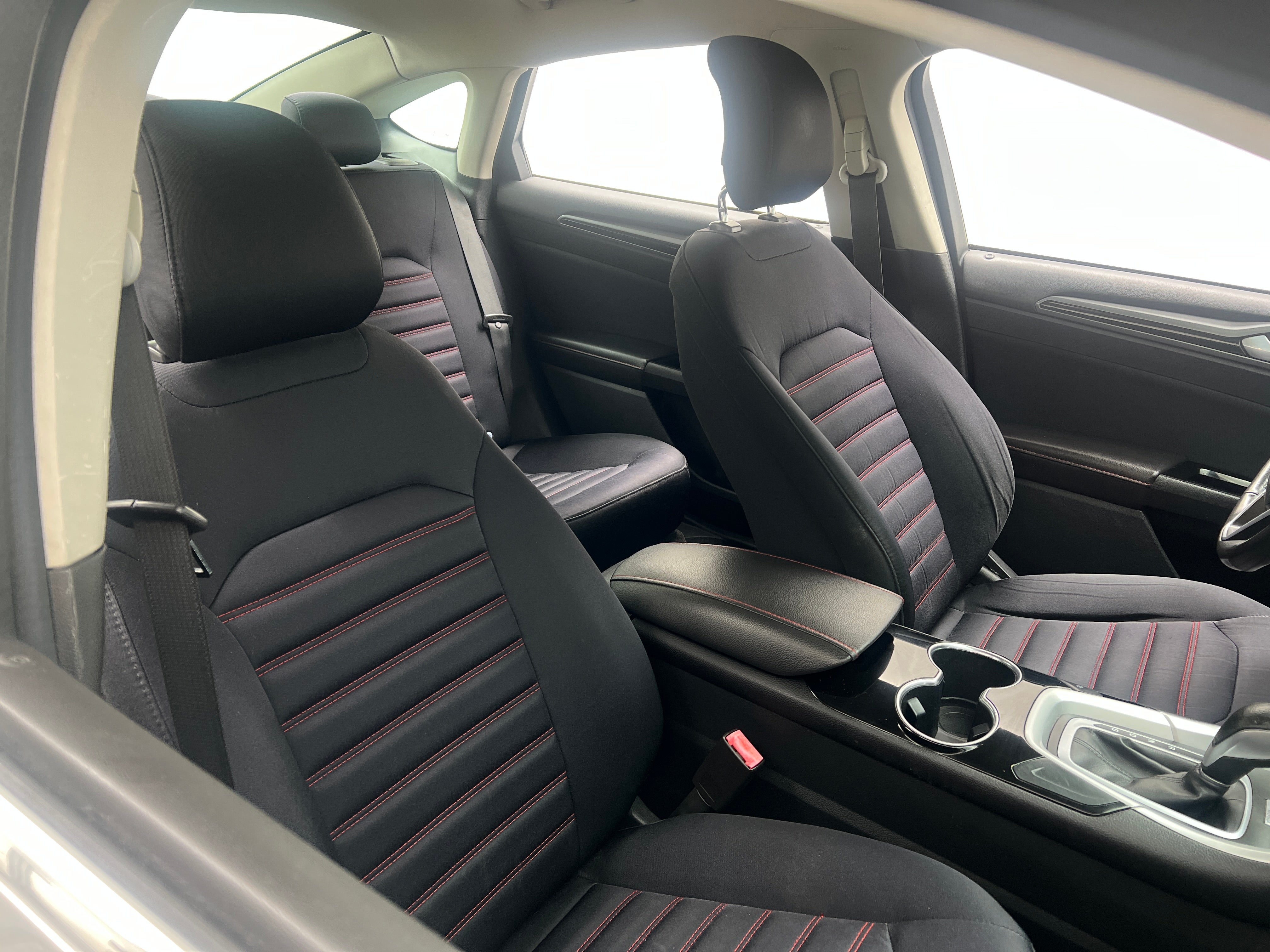 2014 Ford Fusion SE 2
