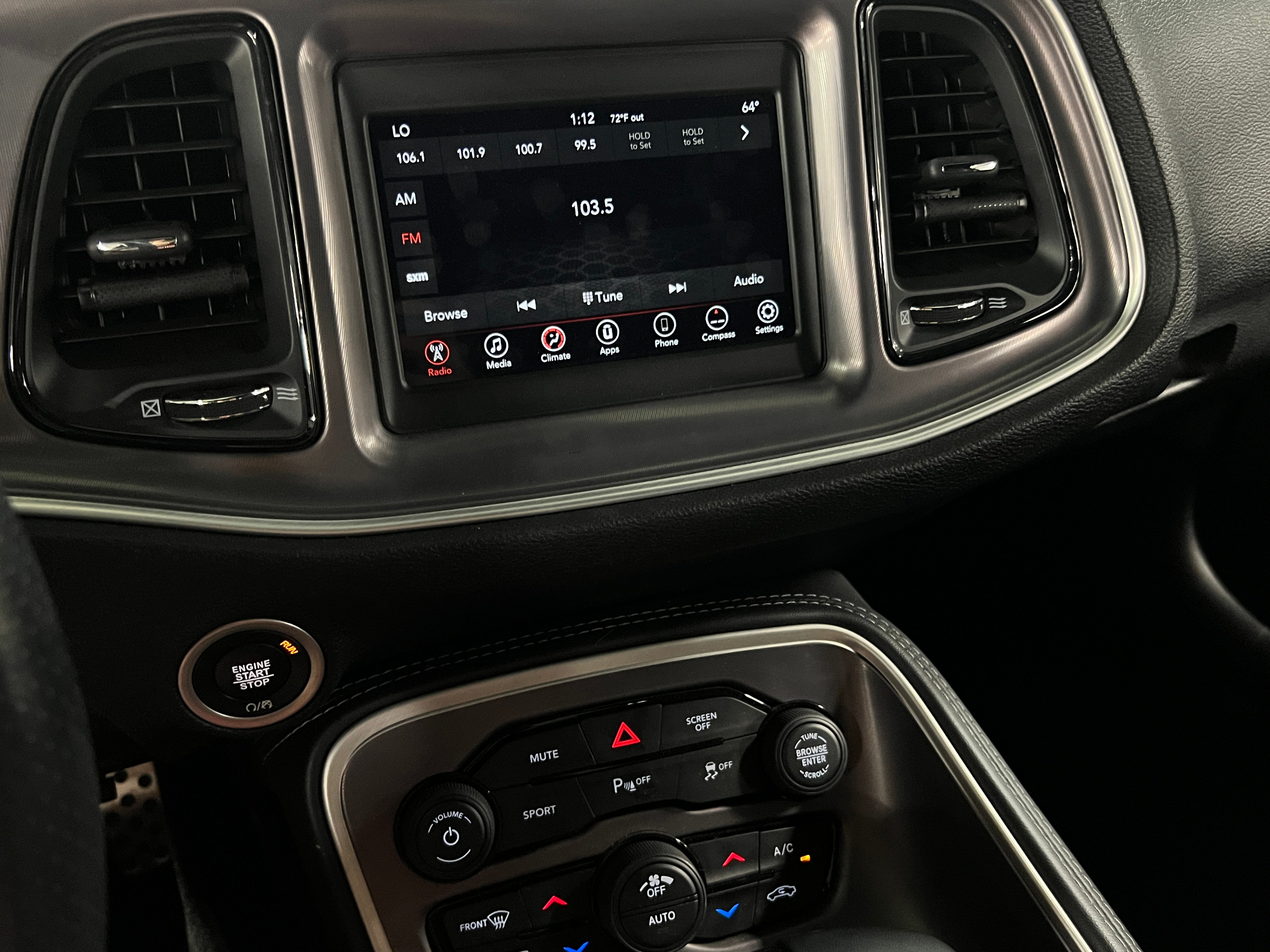 2022 Dodge Challenger R/T 3