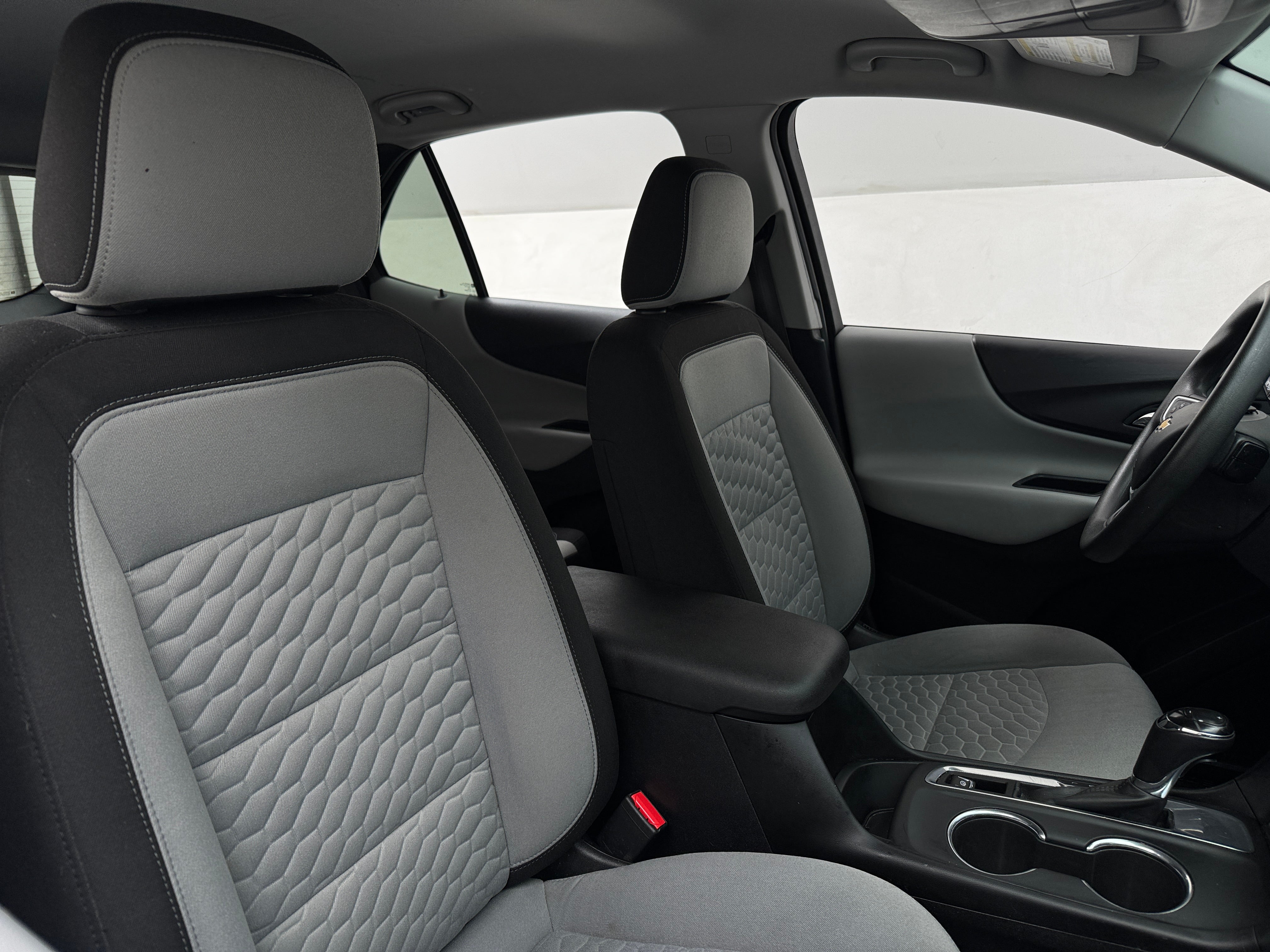 2018 Chevrolet Equinox LT 2
