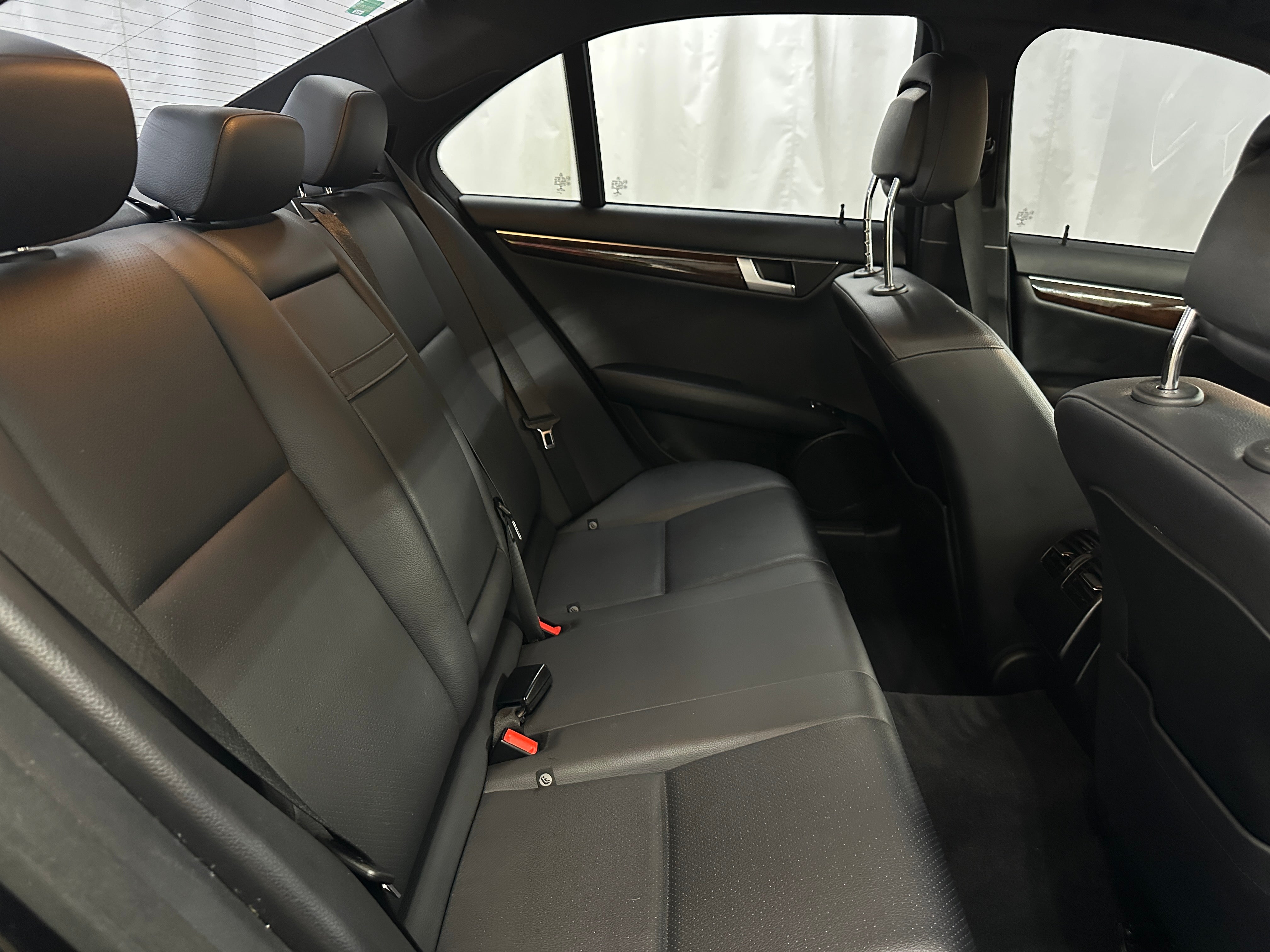 2014 Mercedes-Benz C-Class C 300 5