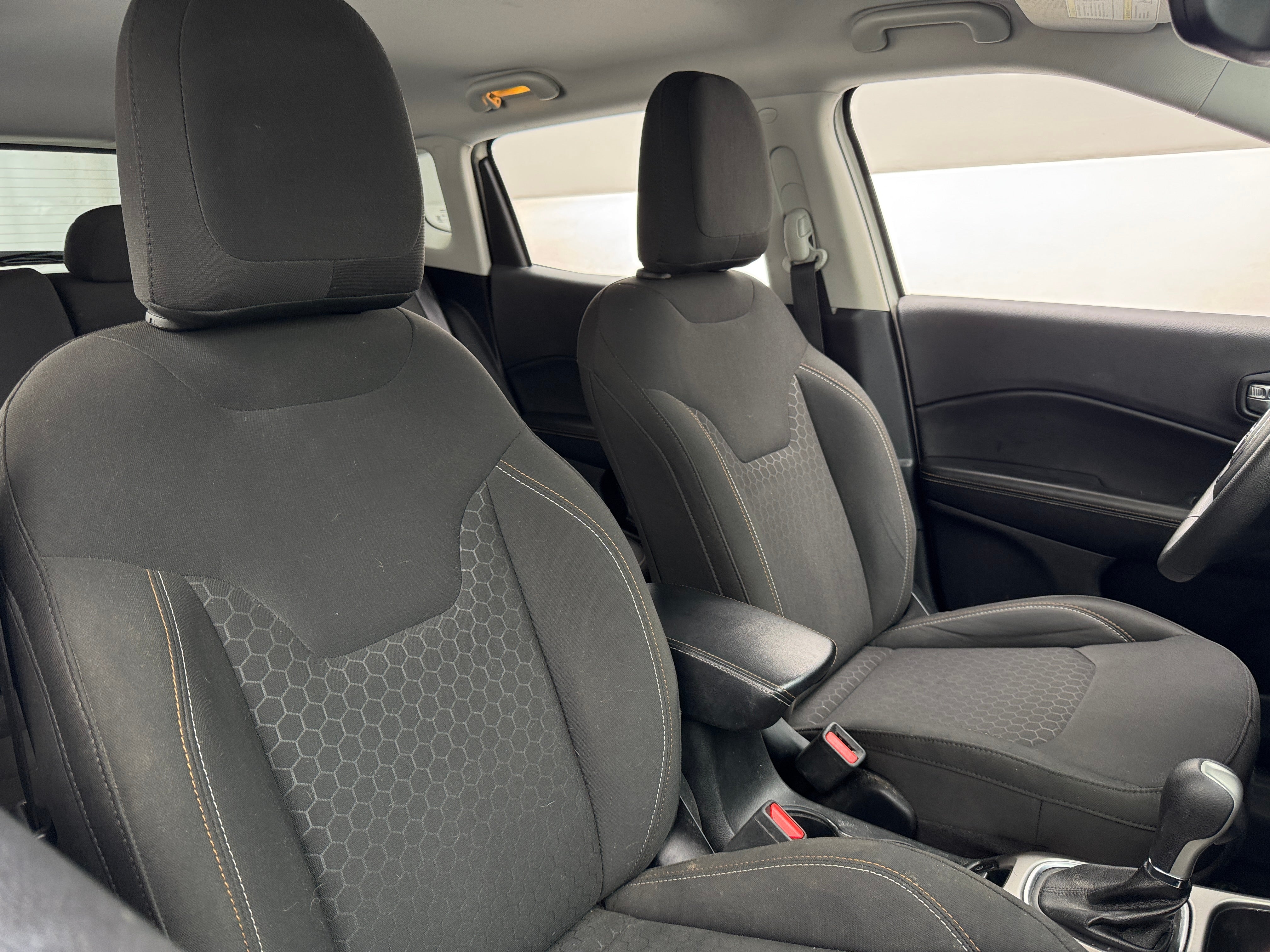 2018 Jeep Compass Sport 2