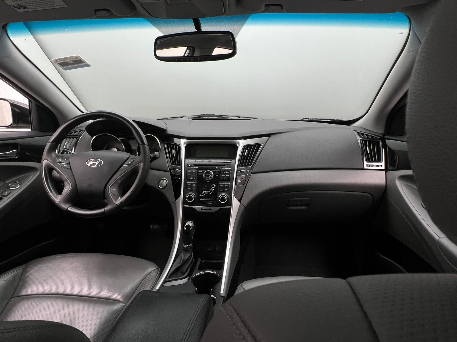 Thumbnail: 2011 Hyundai Sonata - 2