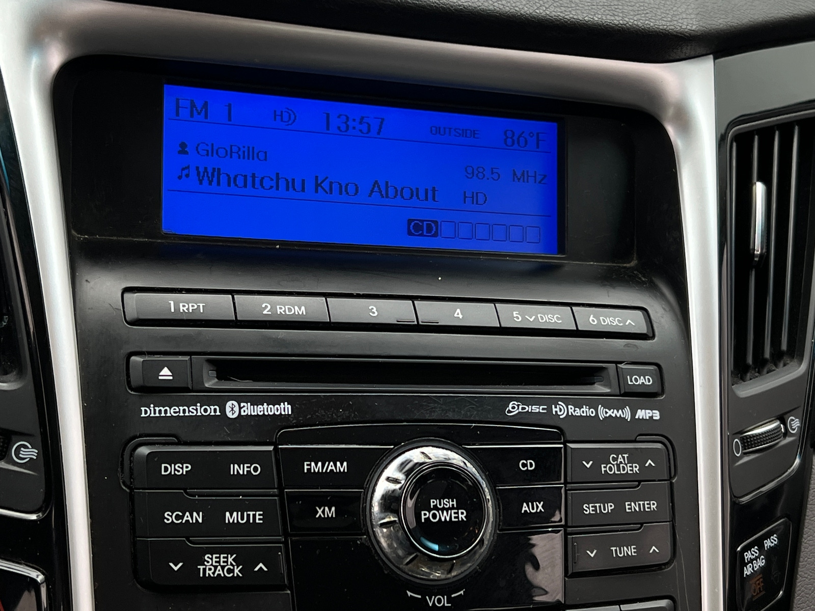 Thumbnail: 2011 Hyundai Sonata - 3