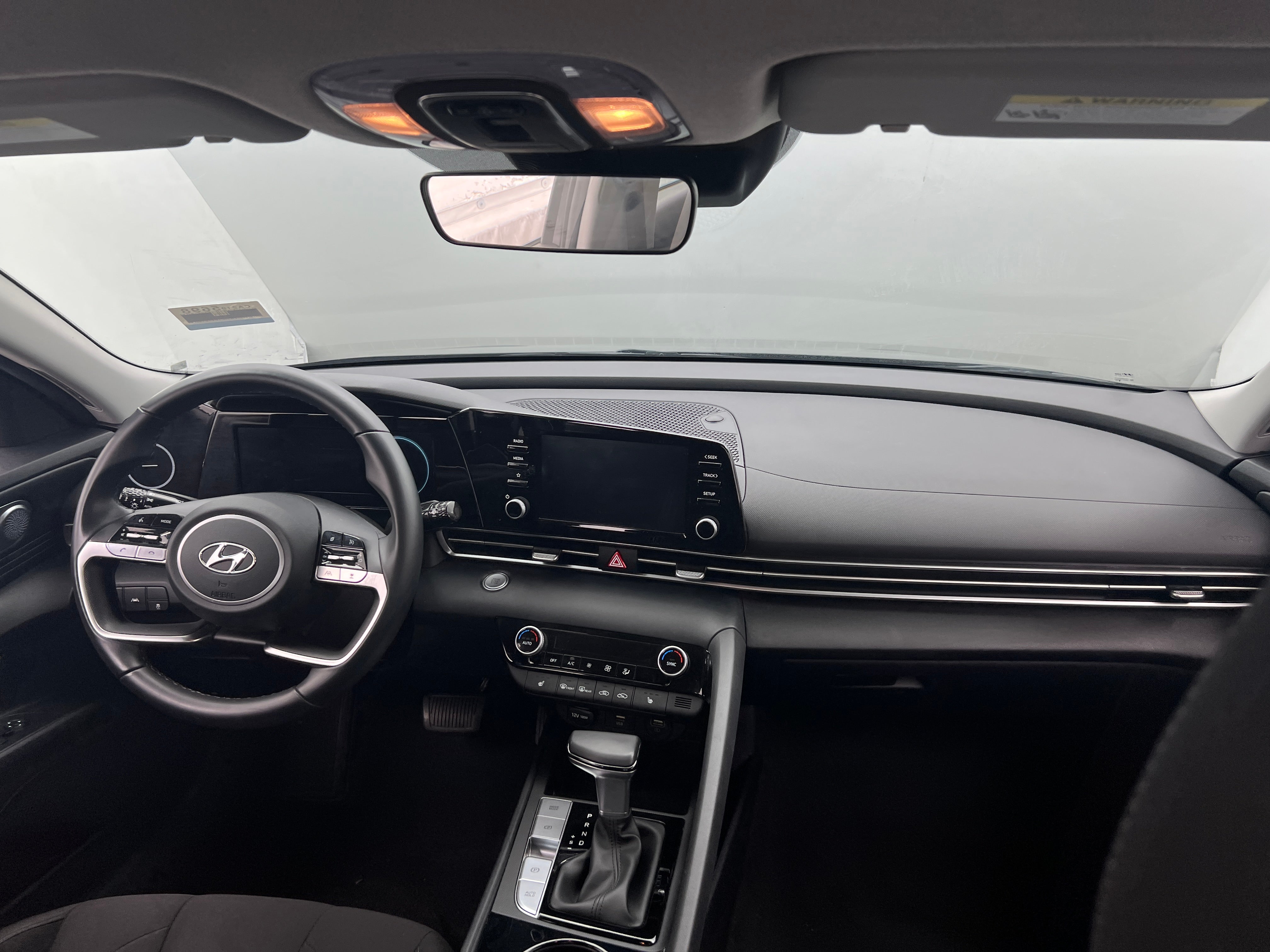 2022 Hyundai Elantra SEL 3