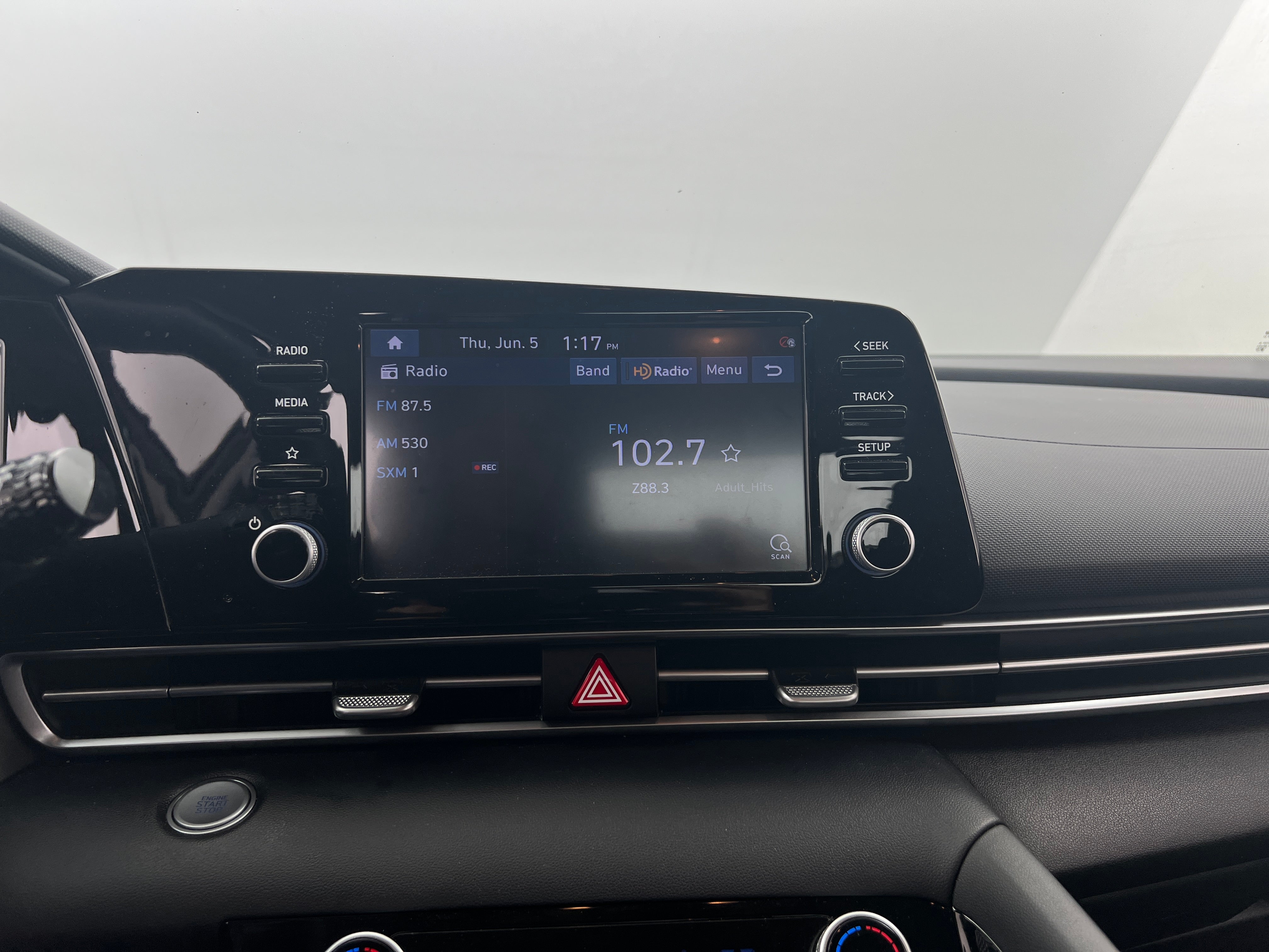 2022 Hyundai Elantra SEL 4