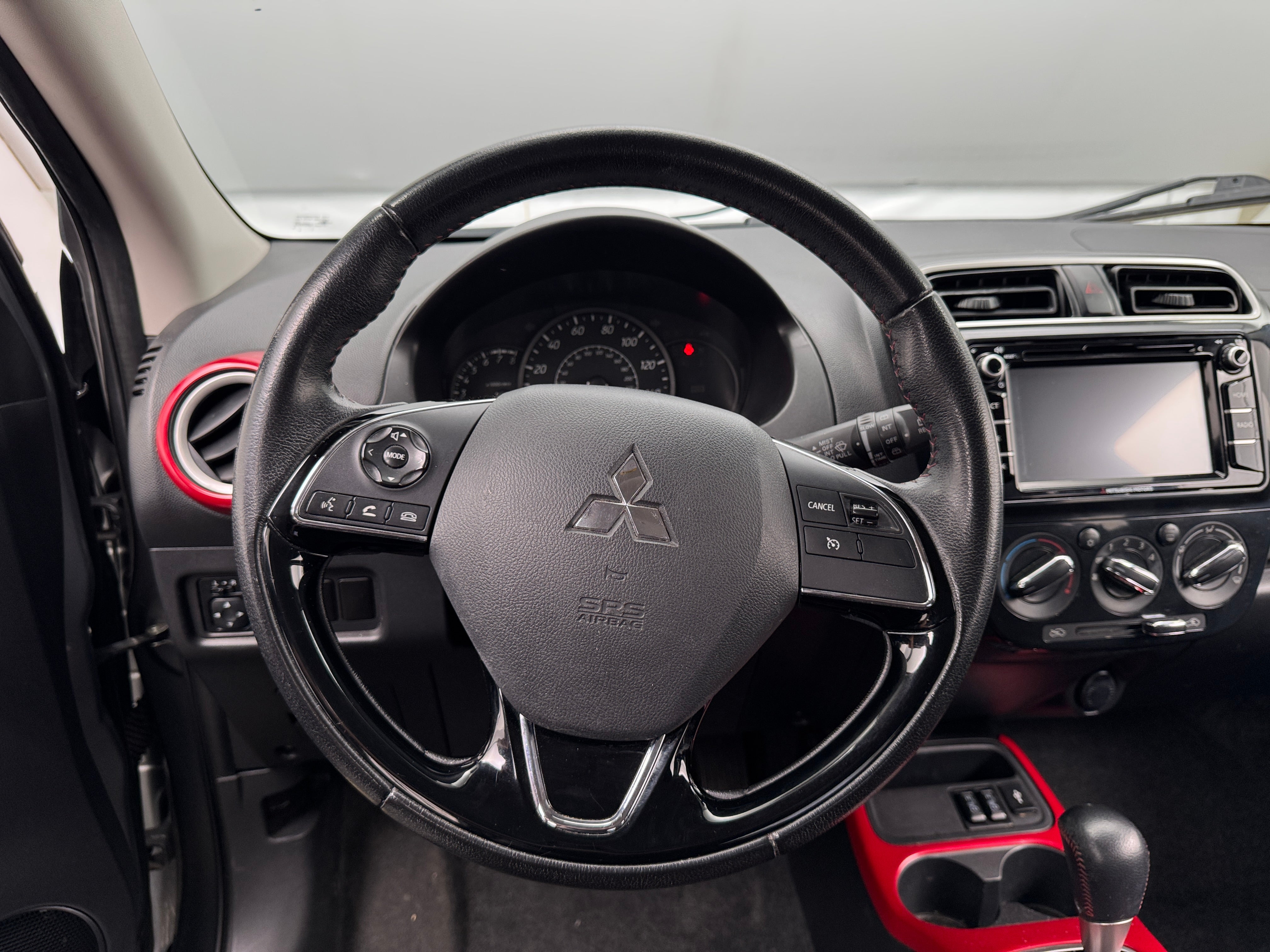 2019 Mitsubishi Mirage LE 5