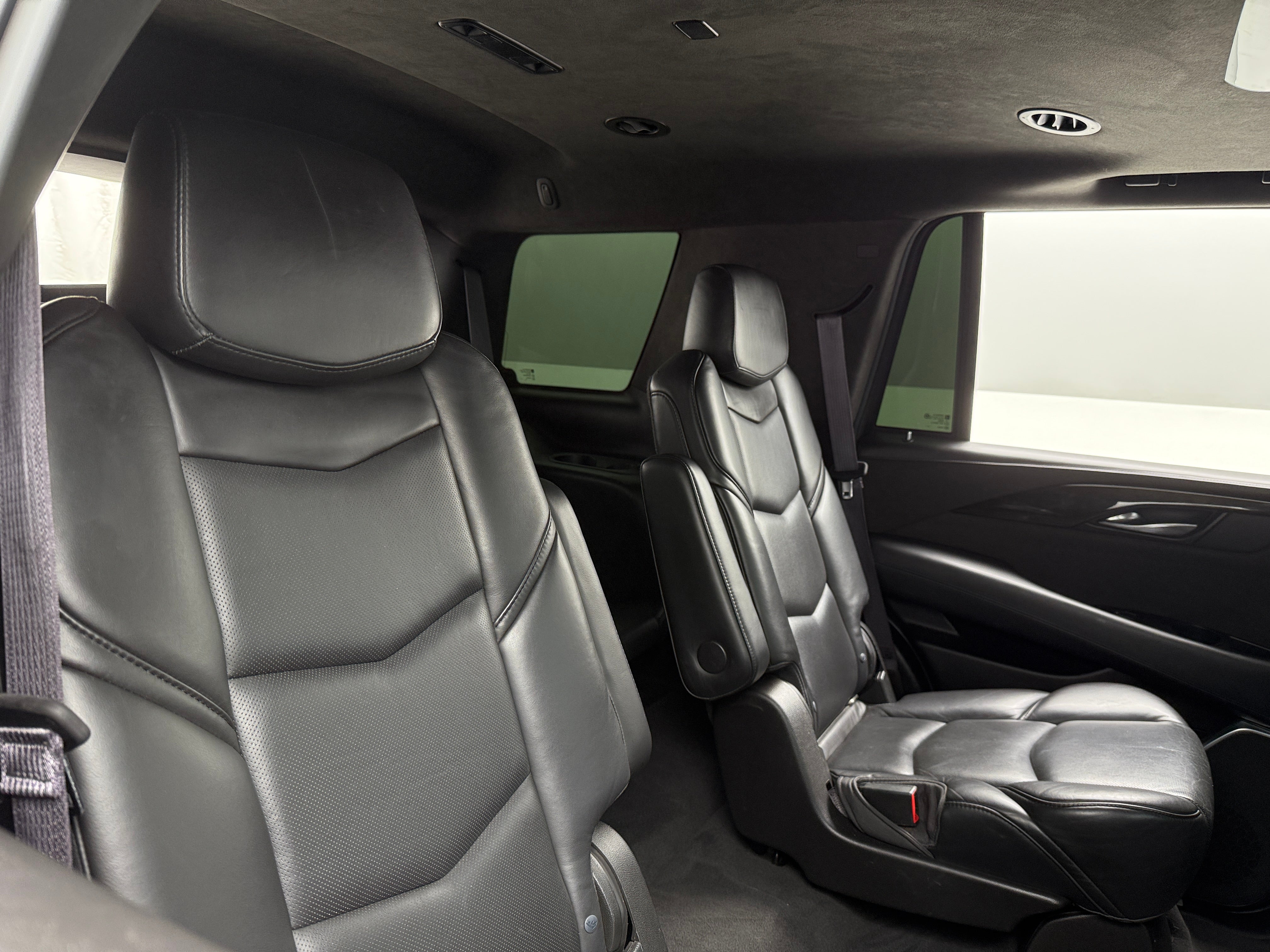Thumbnail: 2017 Cadillac Escalade - 5