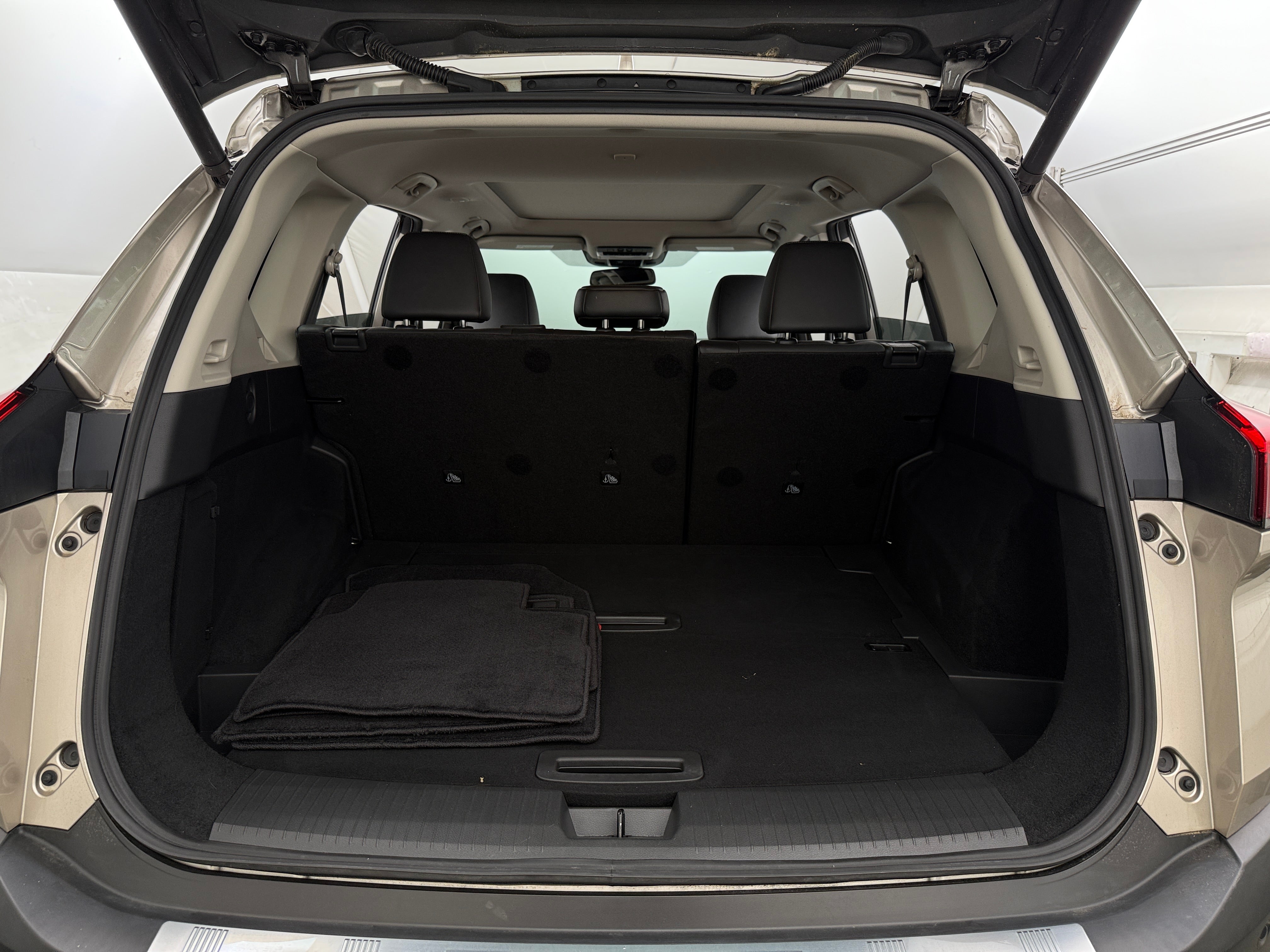 2022 Nissan Rogue SL 6
