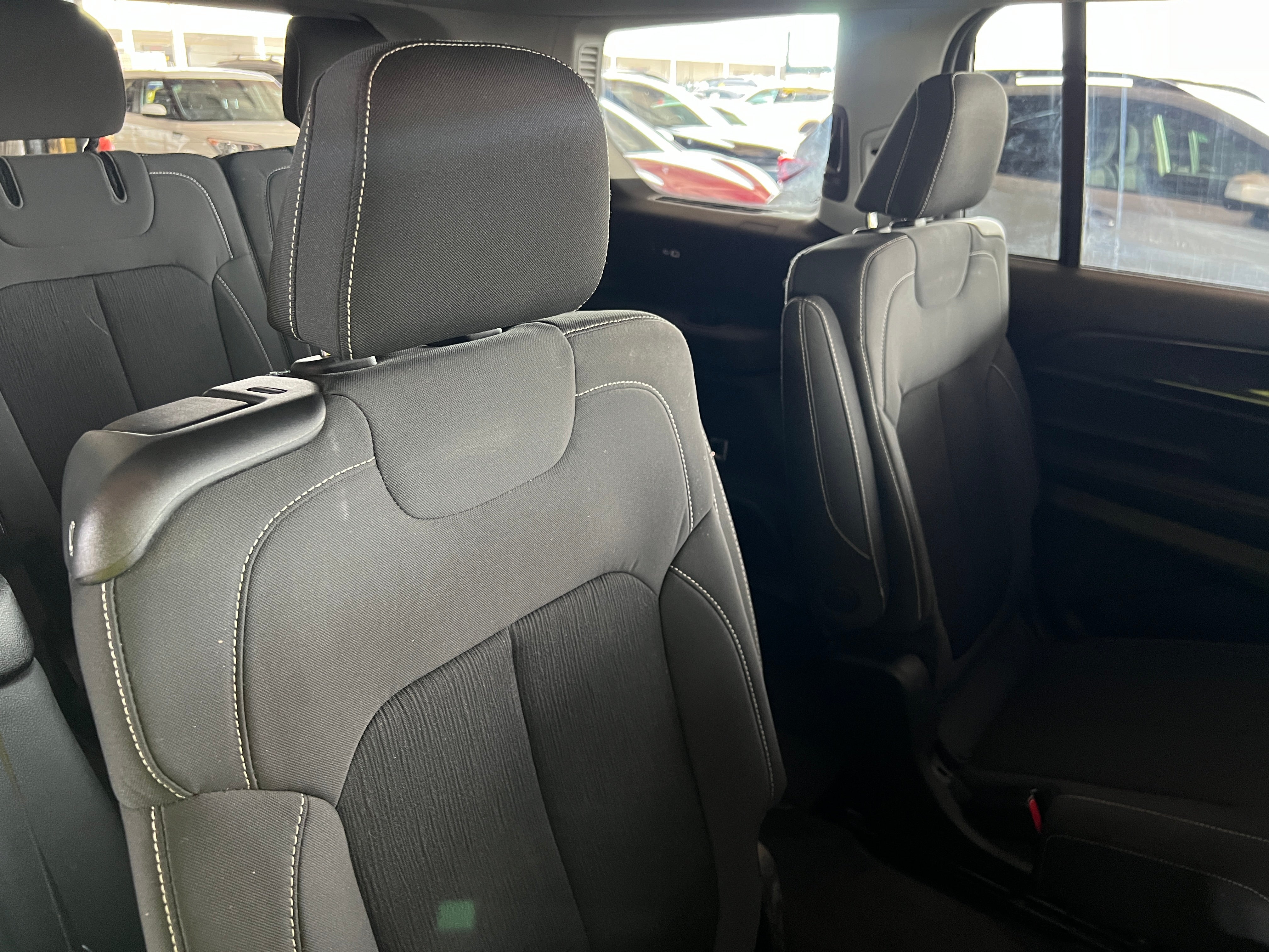 2022 Jeep Grand Cherokee L Laredo 6
