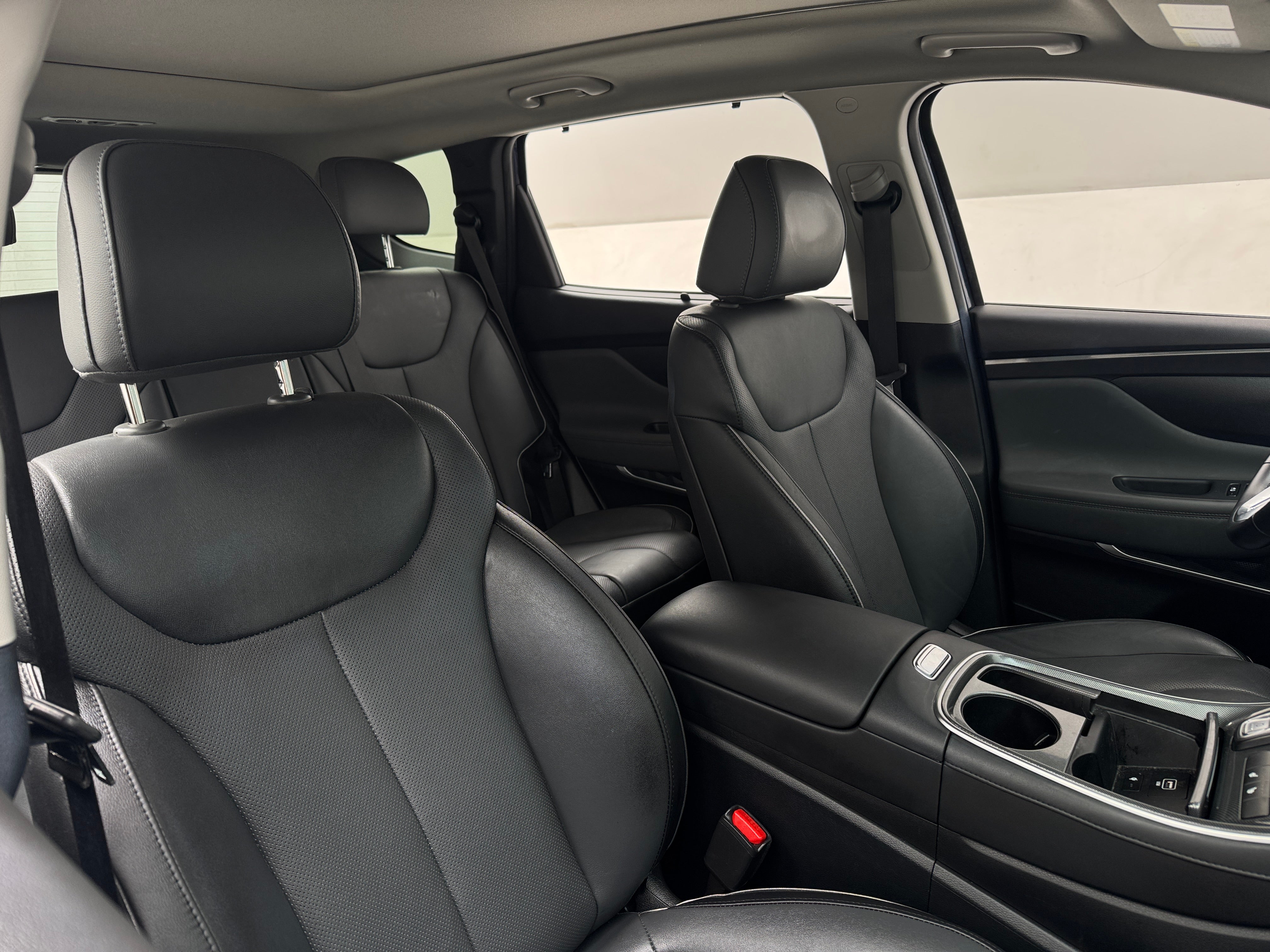 2022 Hyundai Santa Fe SEL 2