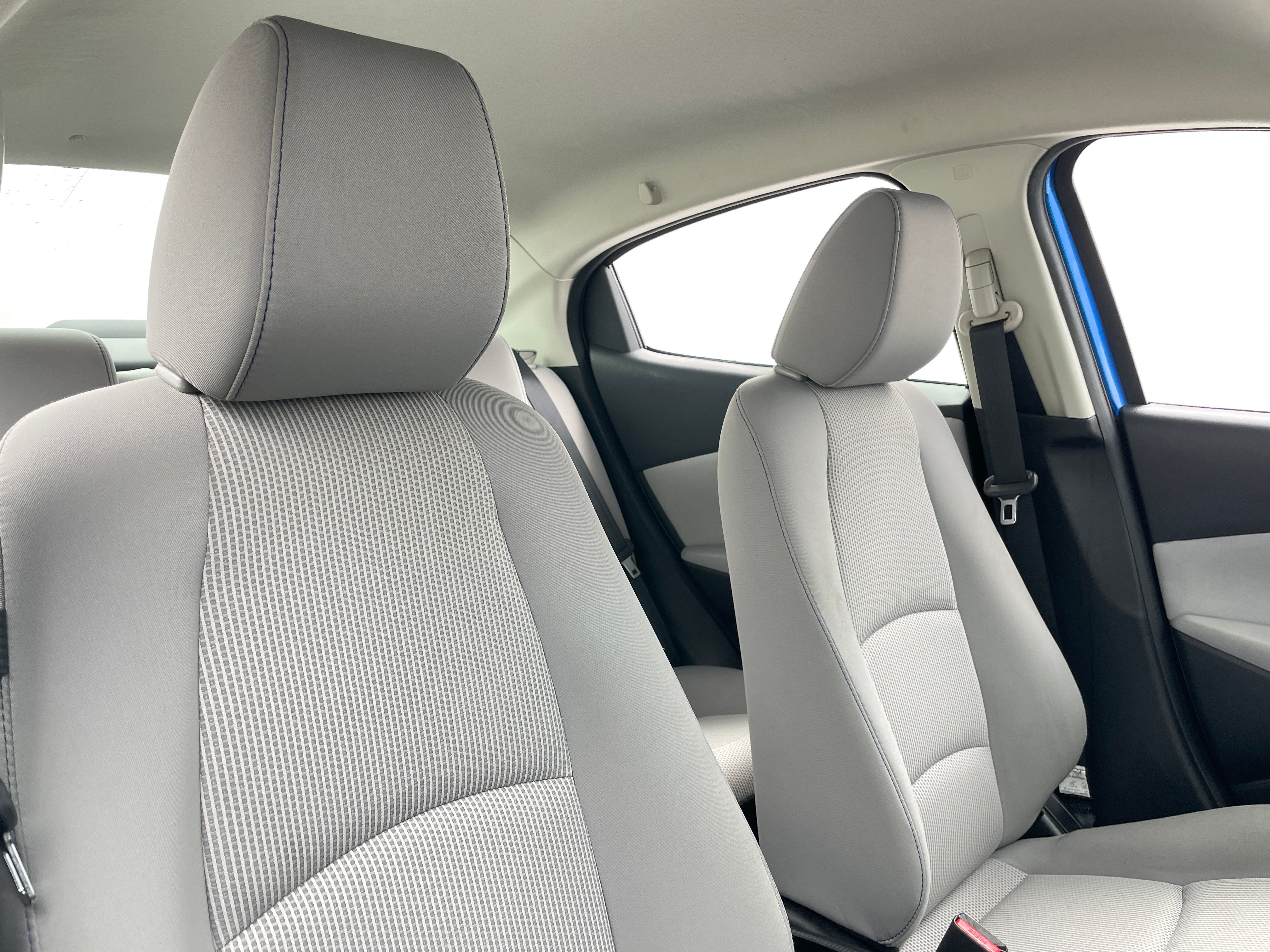 2019 Toyota Yaris LE 2