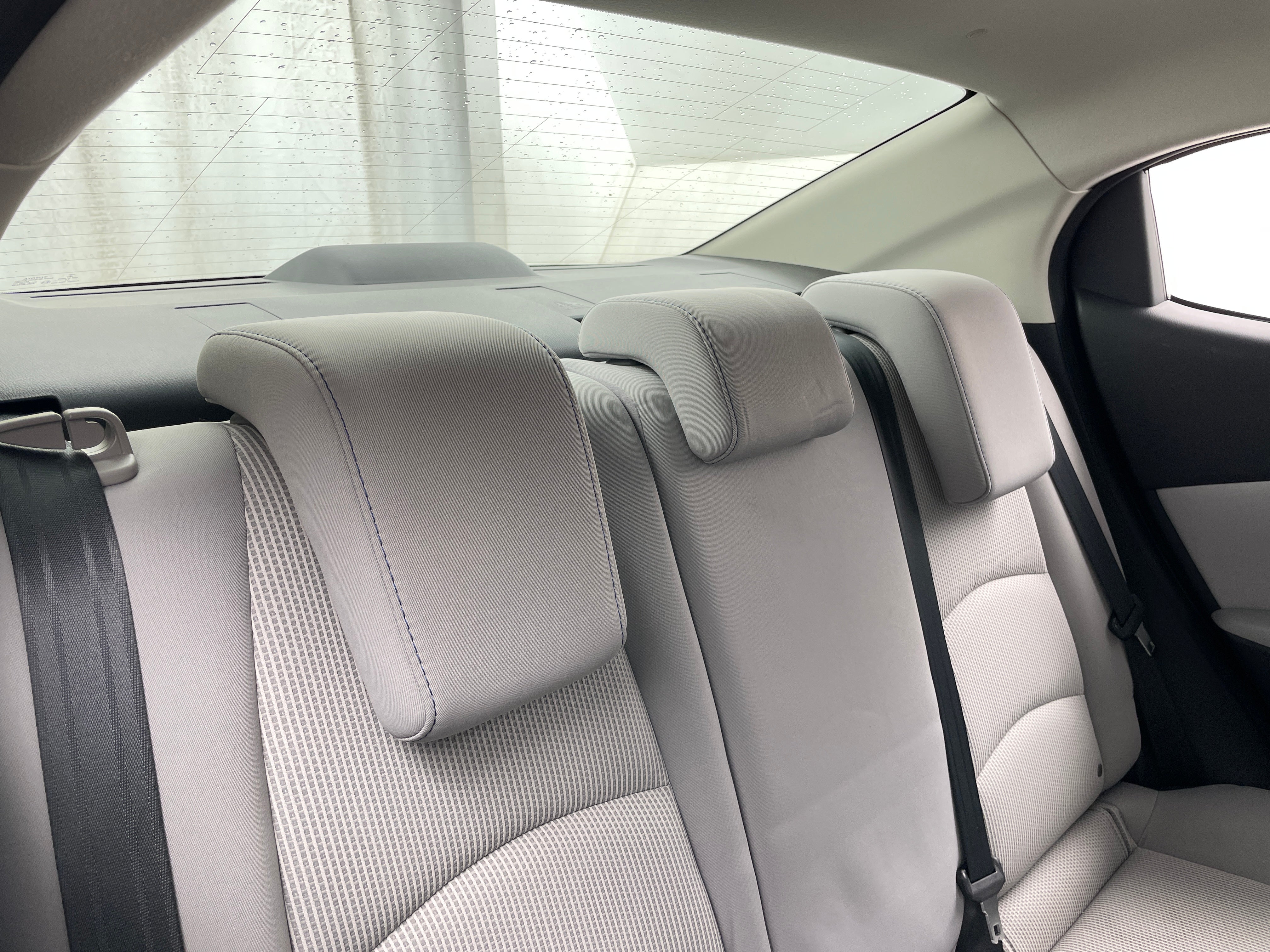 2019 Toyota Yaris LE 6
