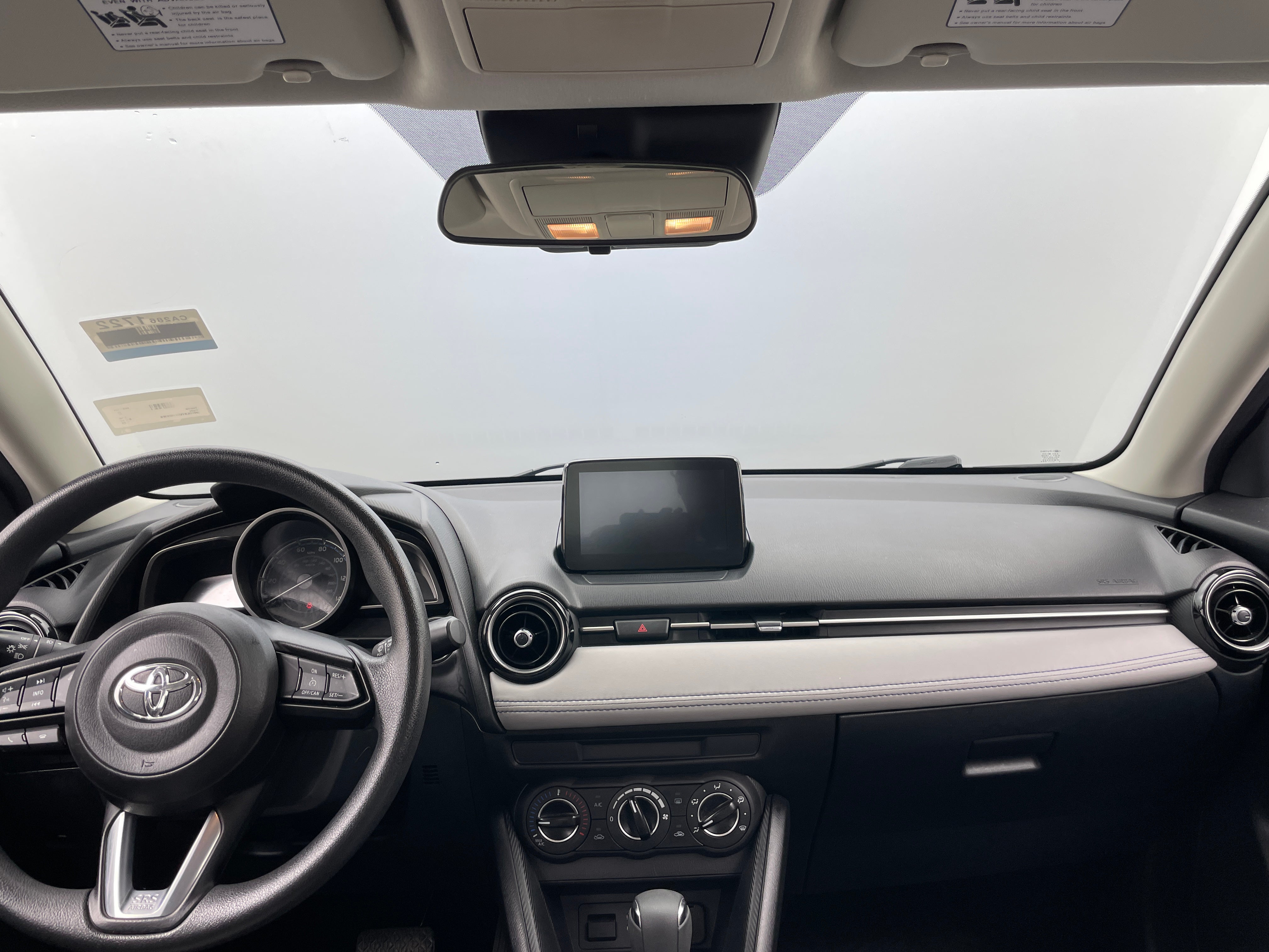 2019 Toyota Yaris LE 3