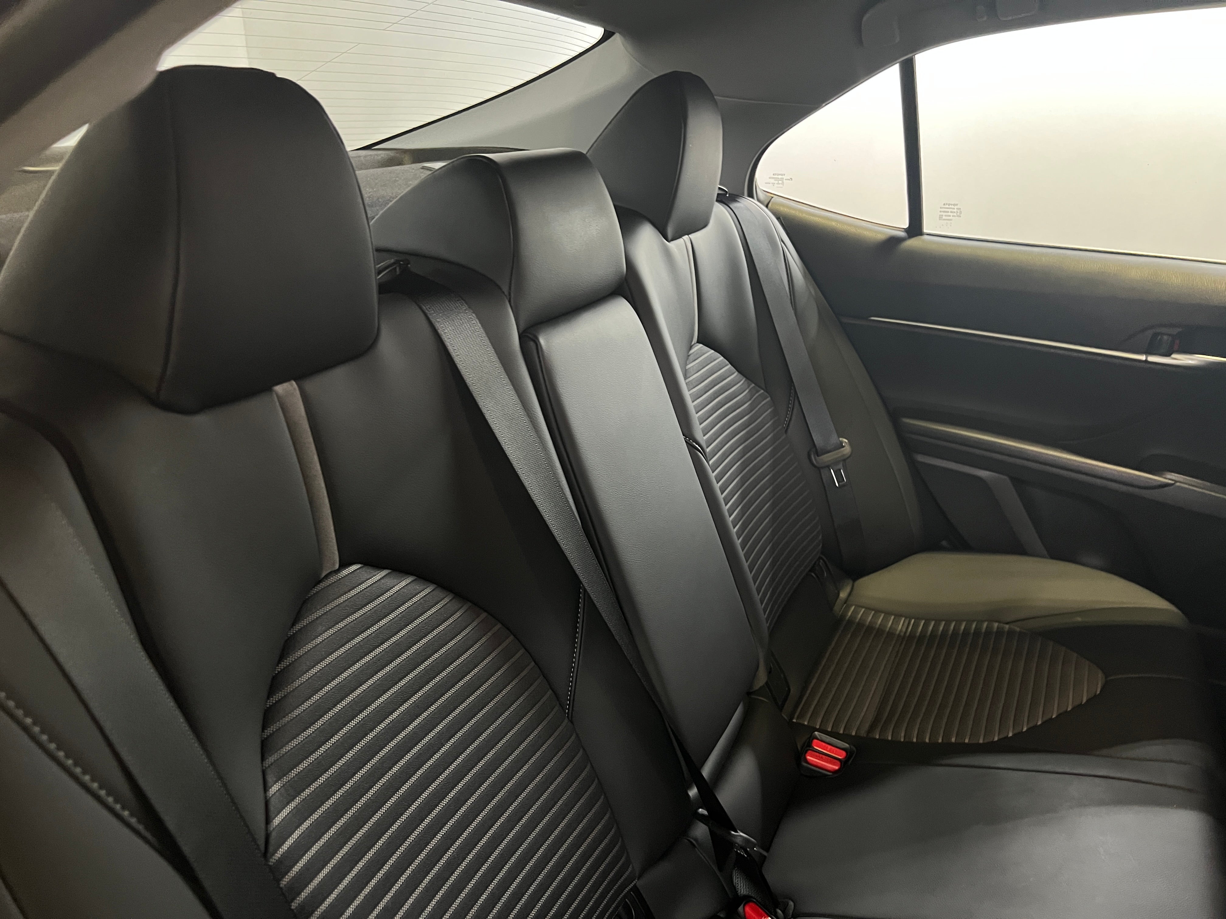 2024 Toyota Camry SE 6