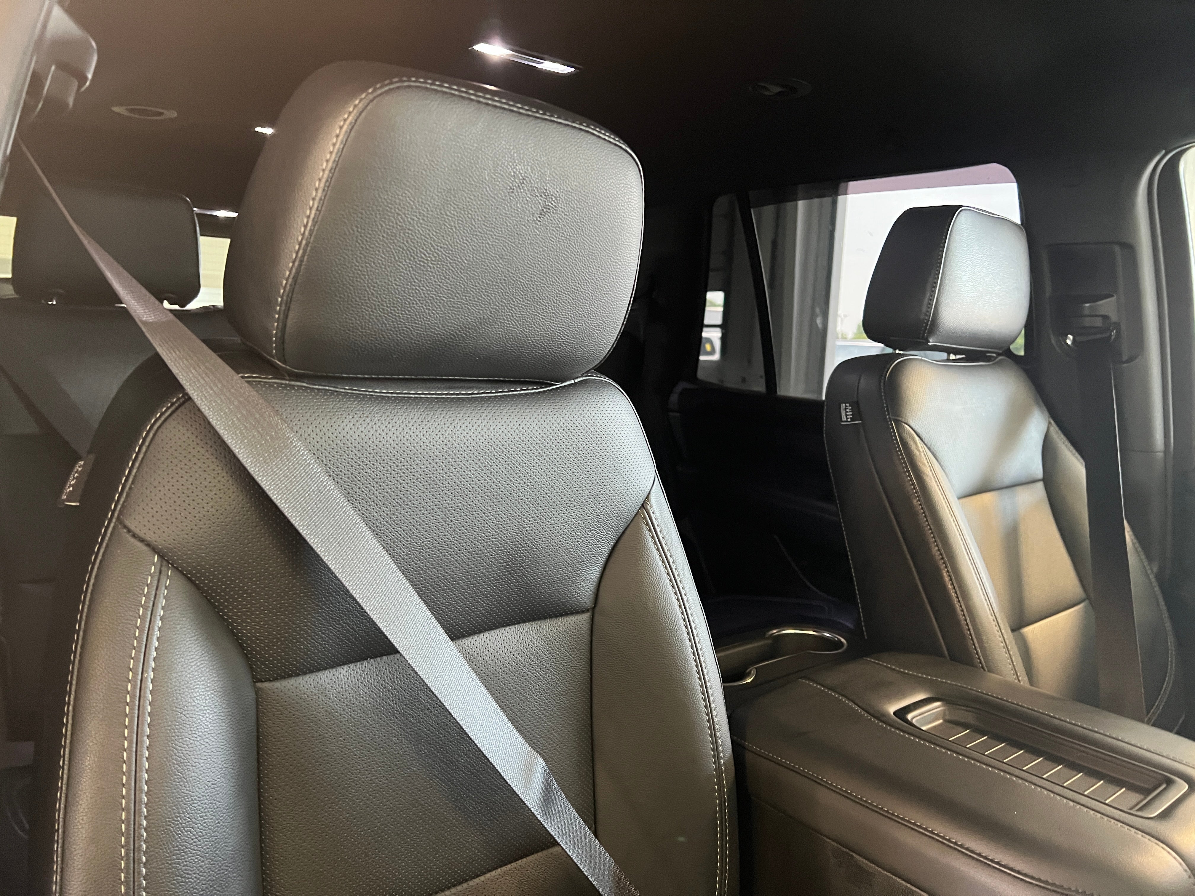 2023 GMC Yukon SLE 2