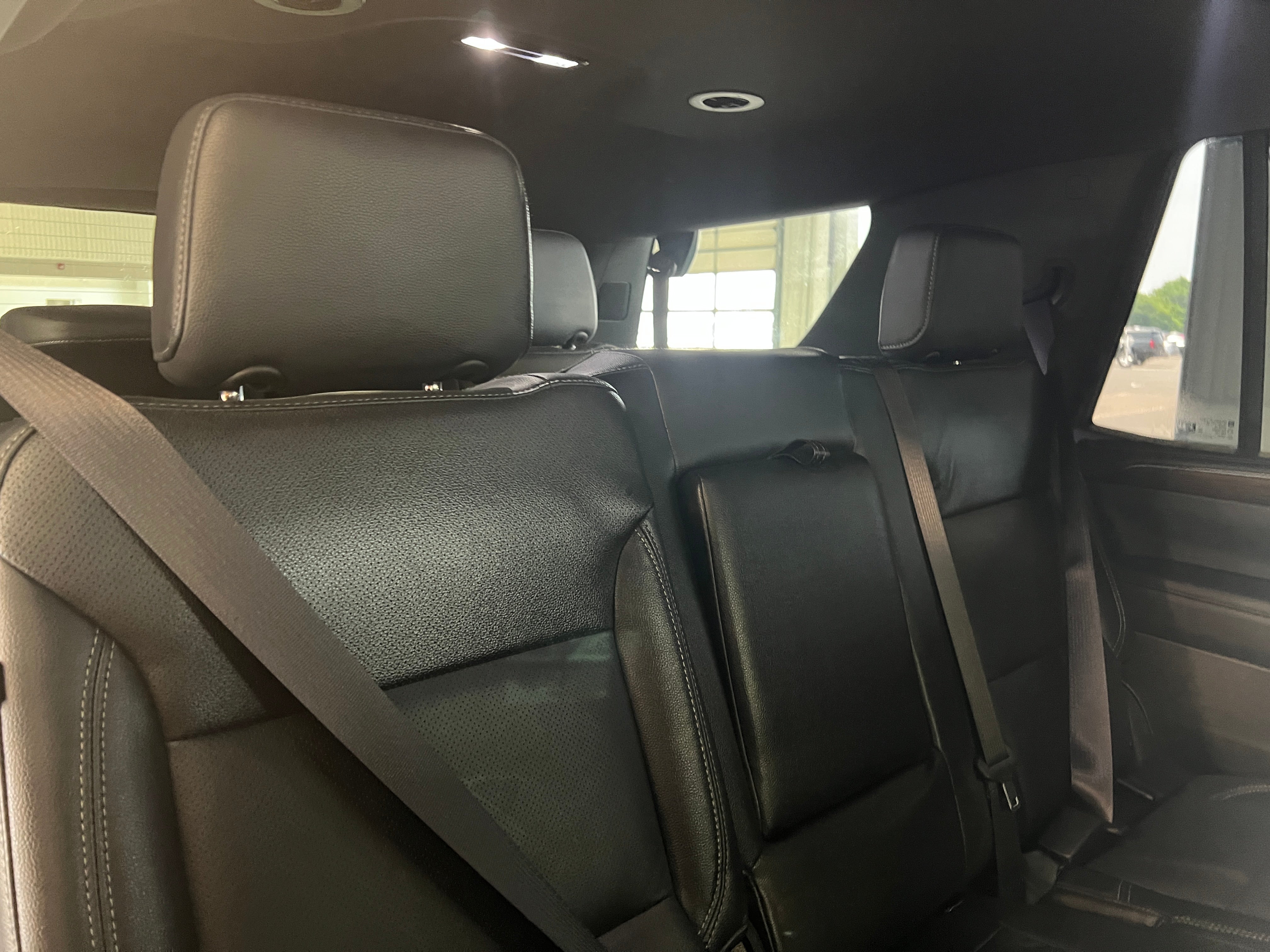 2023 GMC Yukon SLE 6