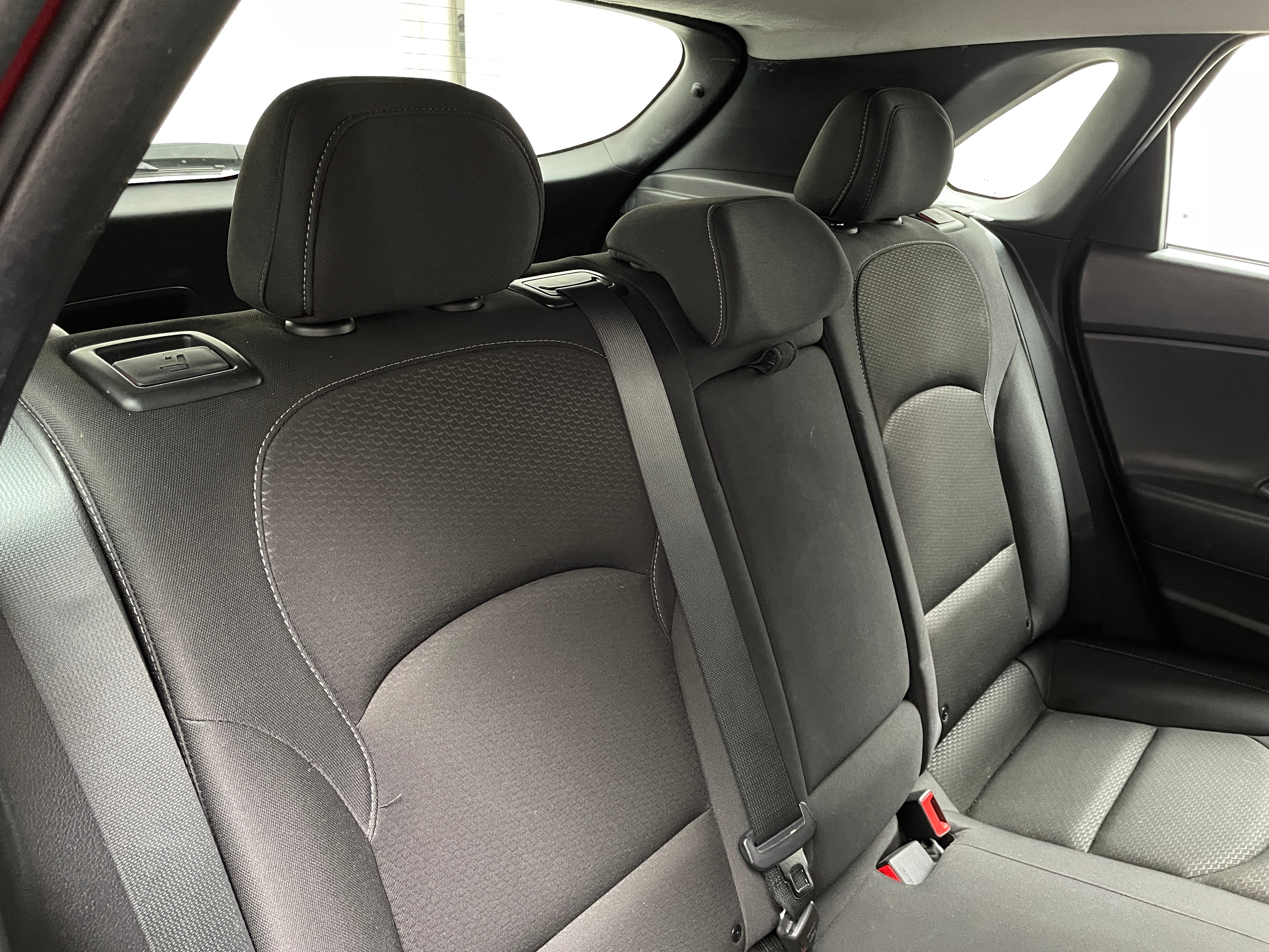 2018 Hyundai Elantra Base 6