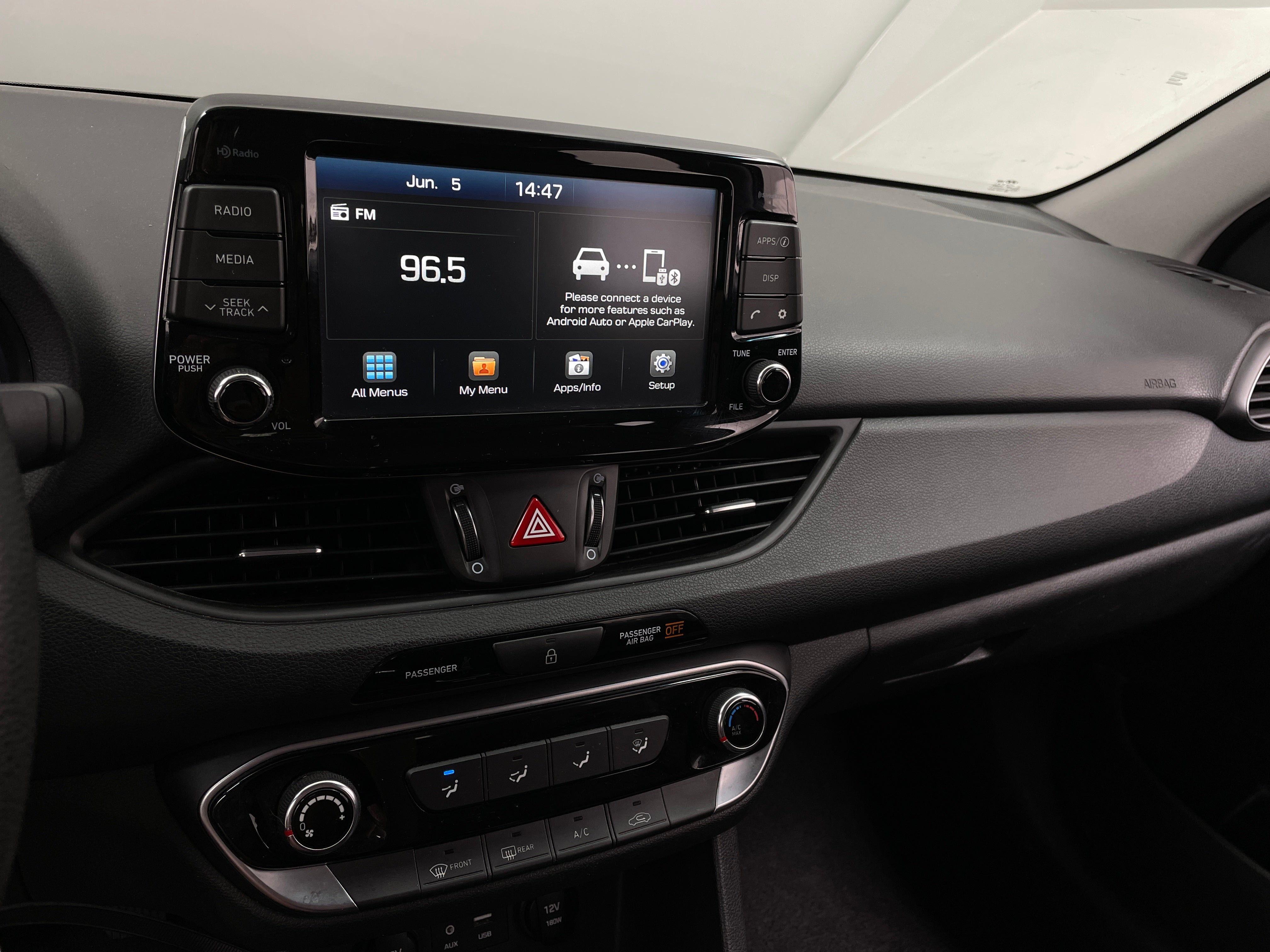 2018 Hyundai Elantra Base 4