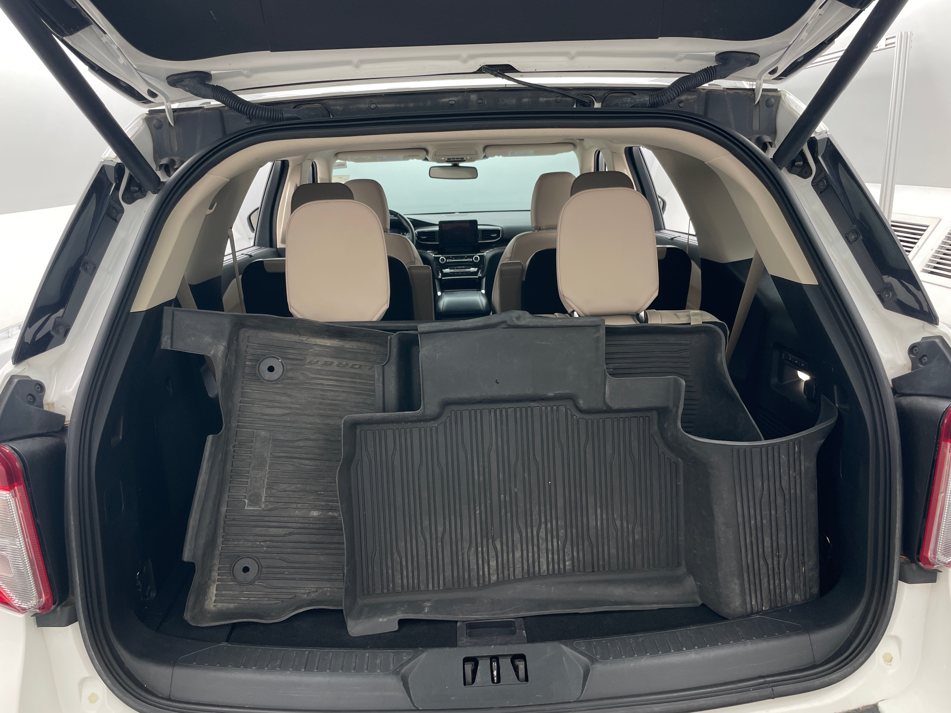 2021 Ford Explorer Limited 6