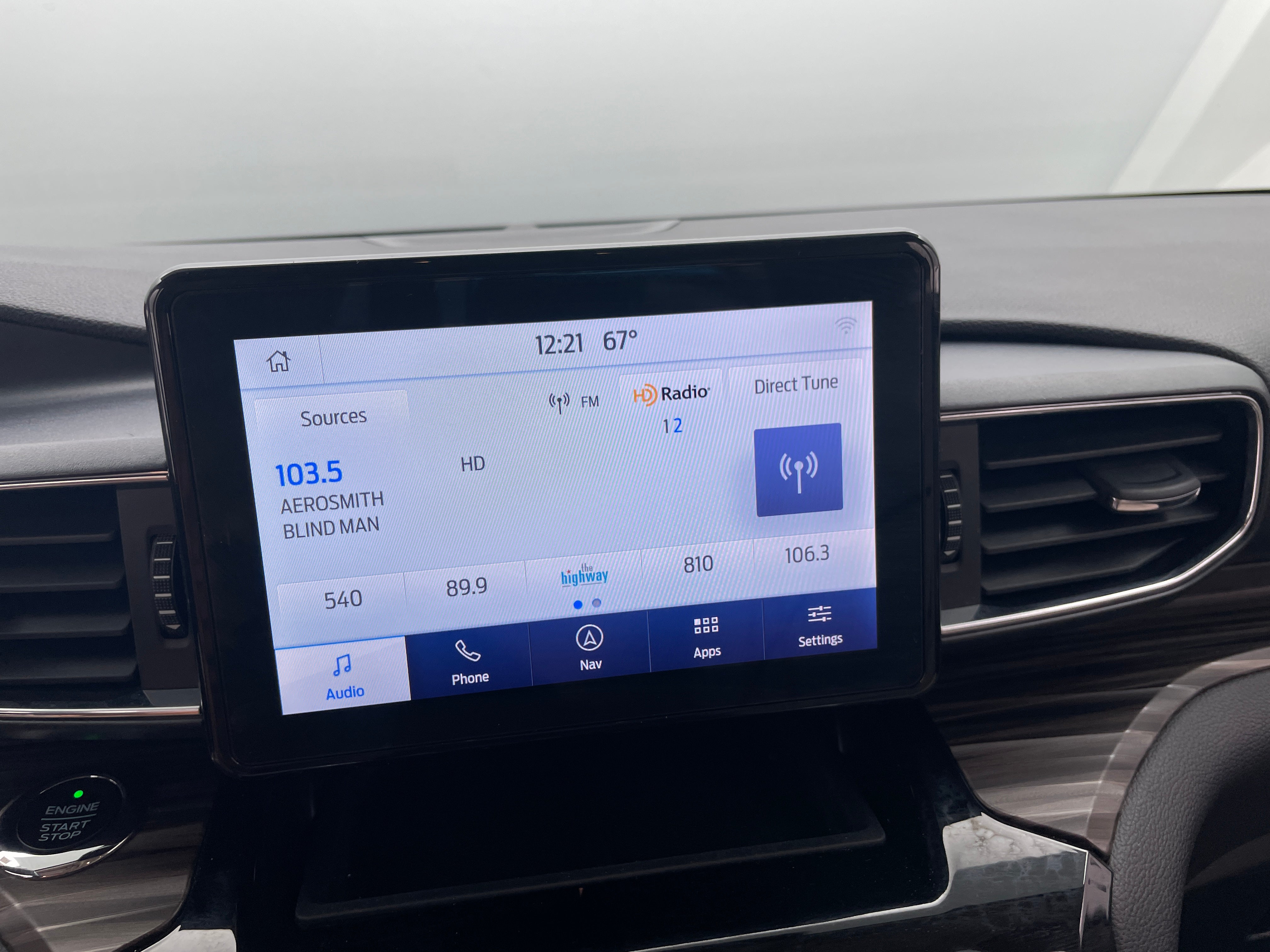 2021 Ford Explorer Limited 3