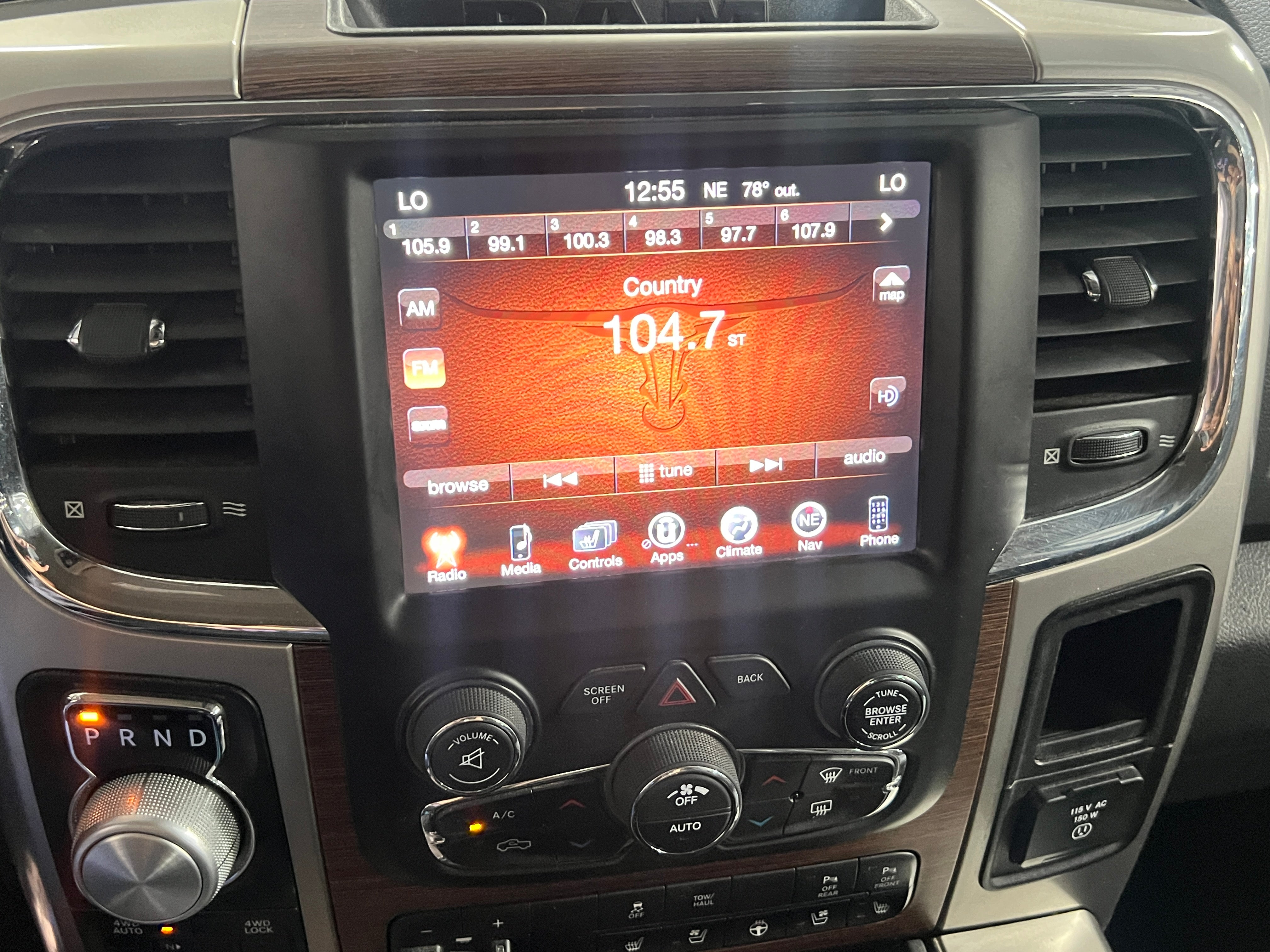 2017 RAM 1500 Laramie 3