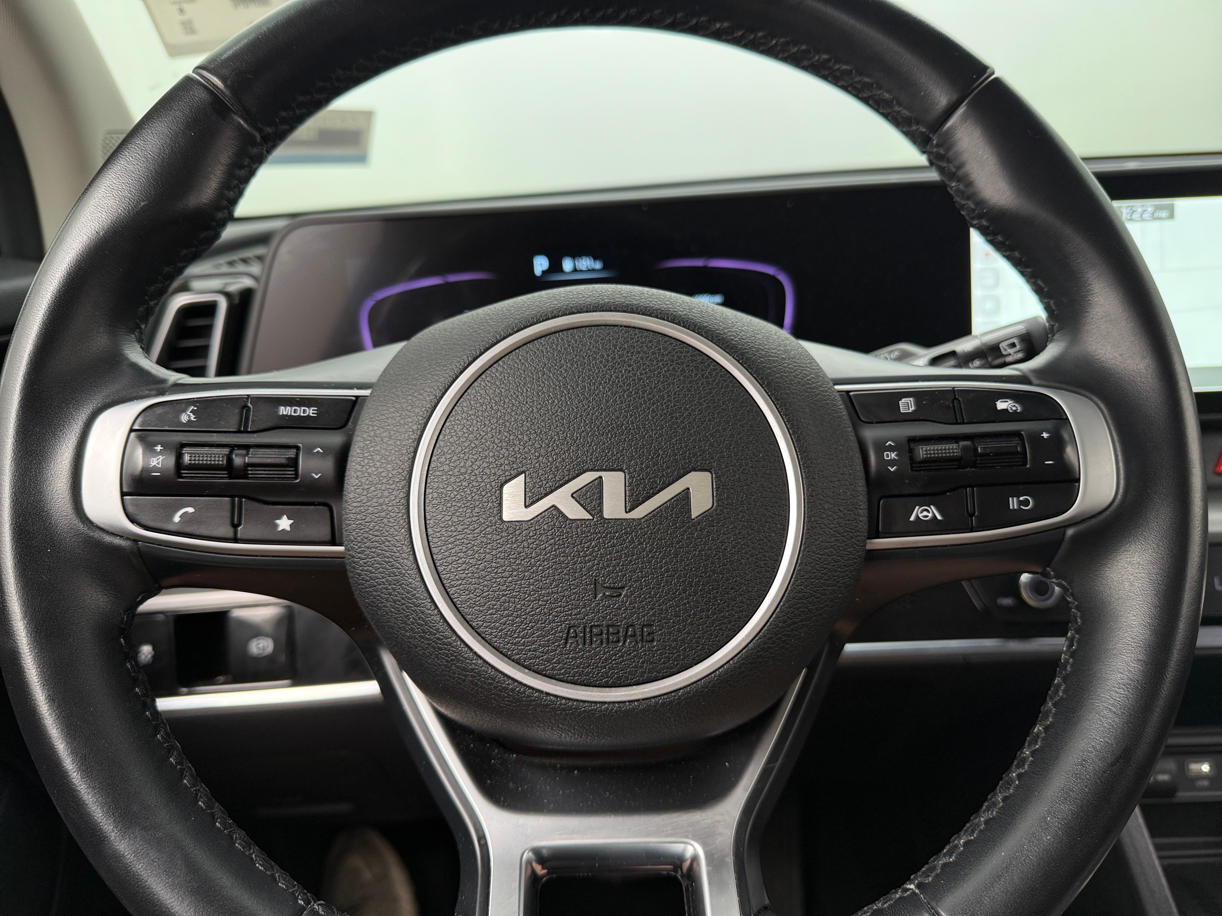 2023 Kia Sportage EX 4