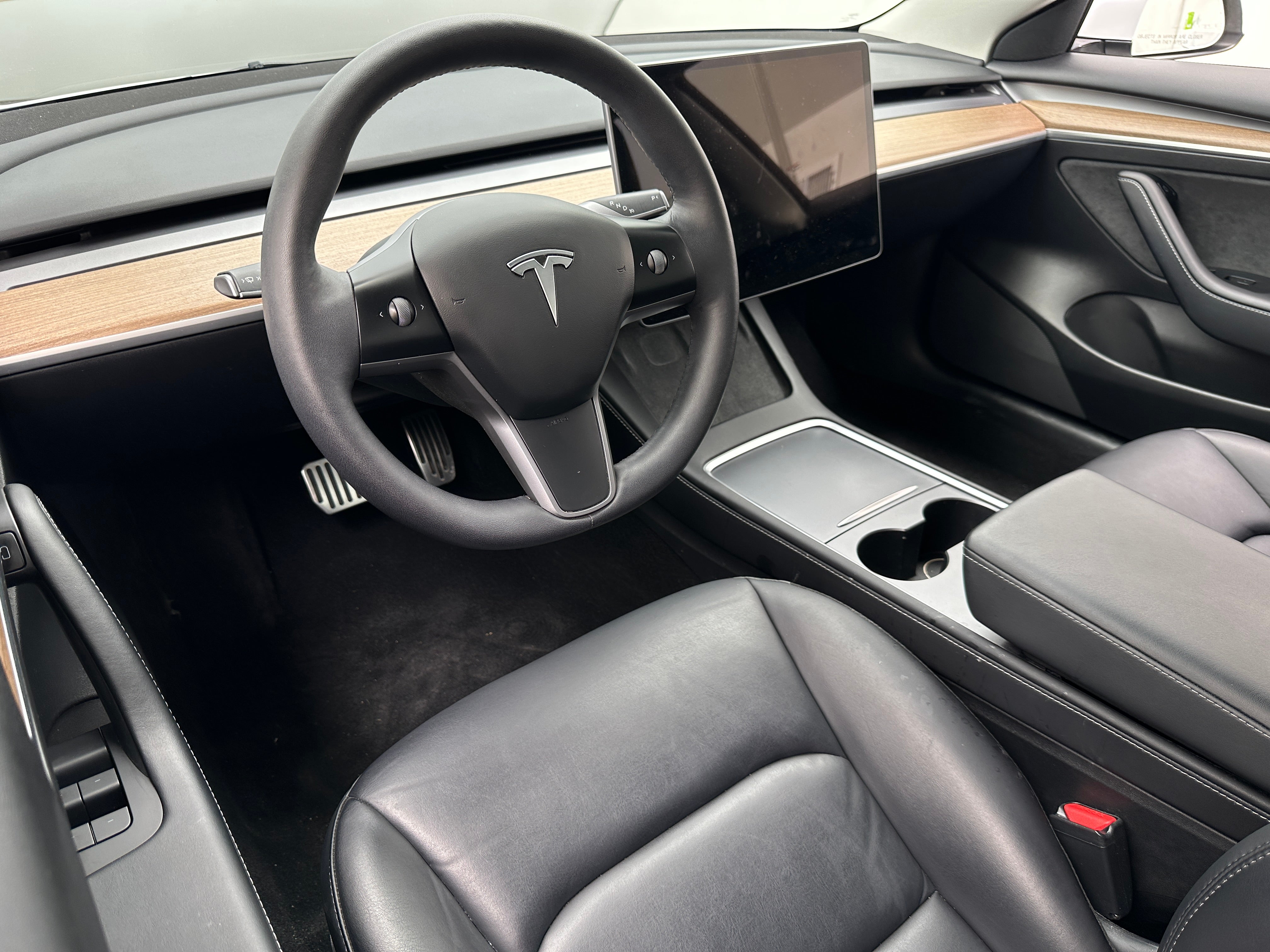 2022 Tesla Model 3 Standard Range 2
