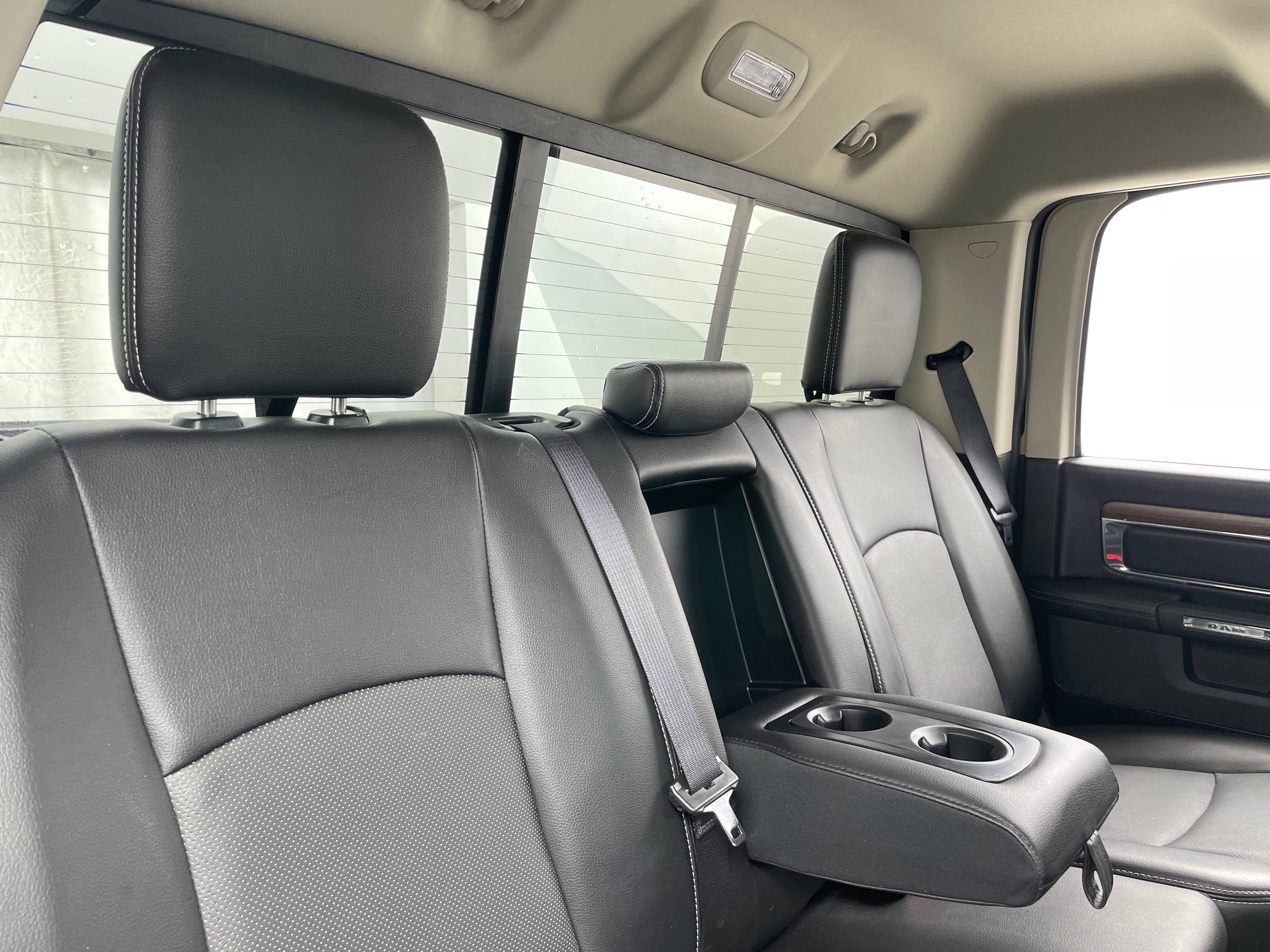 2017 RAM 1500 Laramie 5