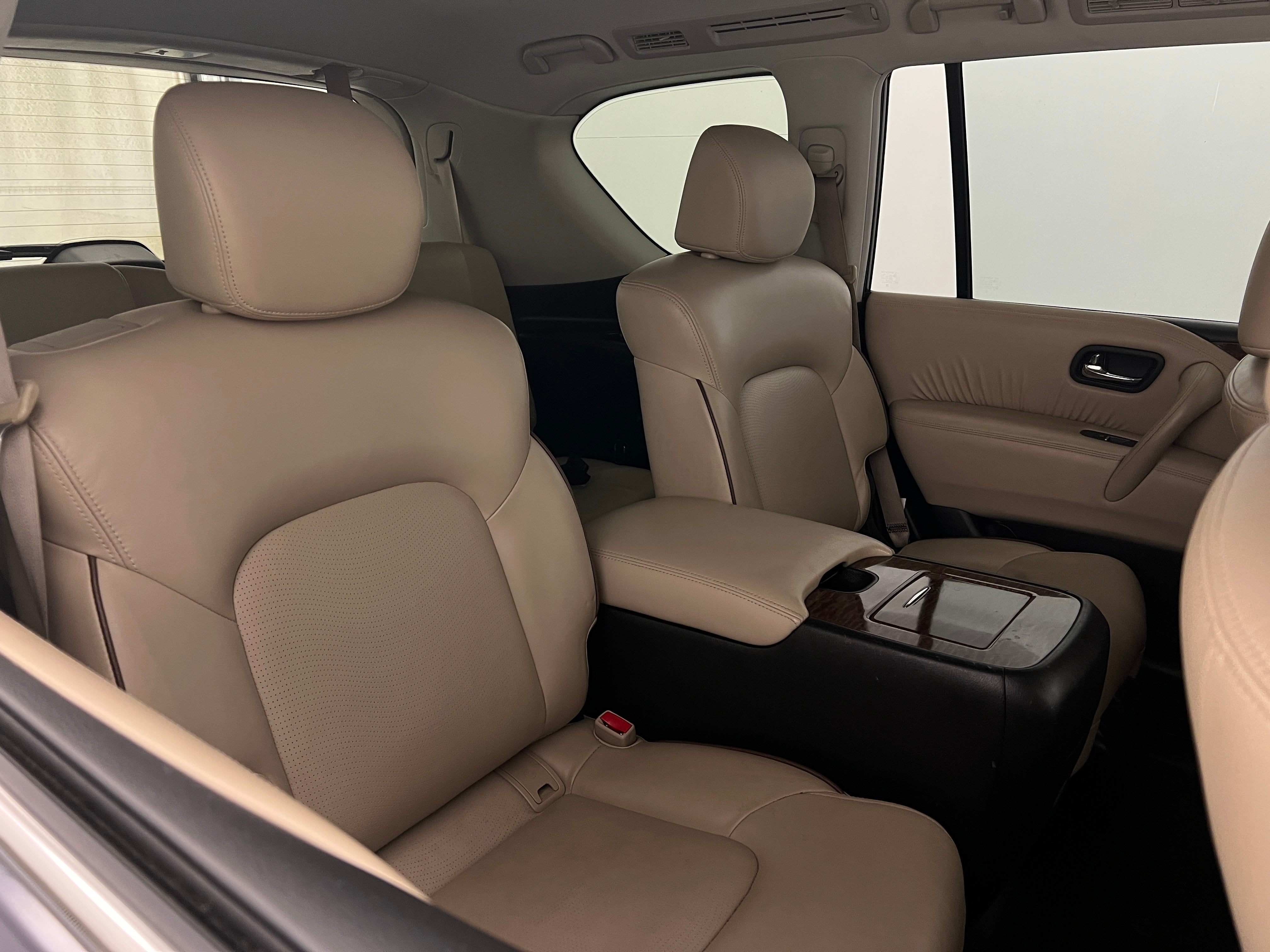 2019 Nissan Armada SL 5