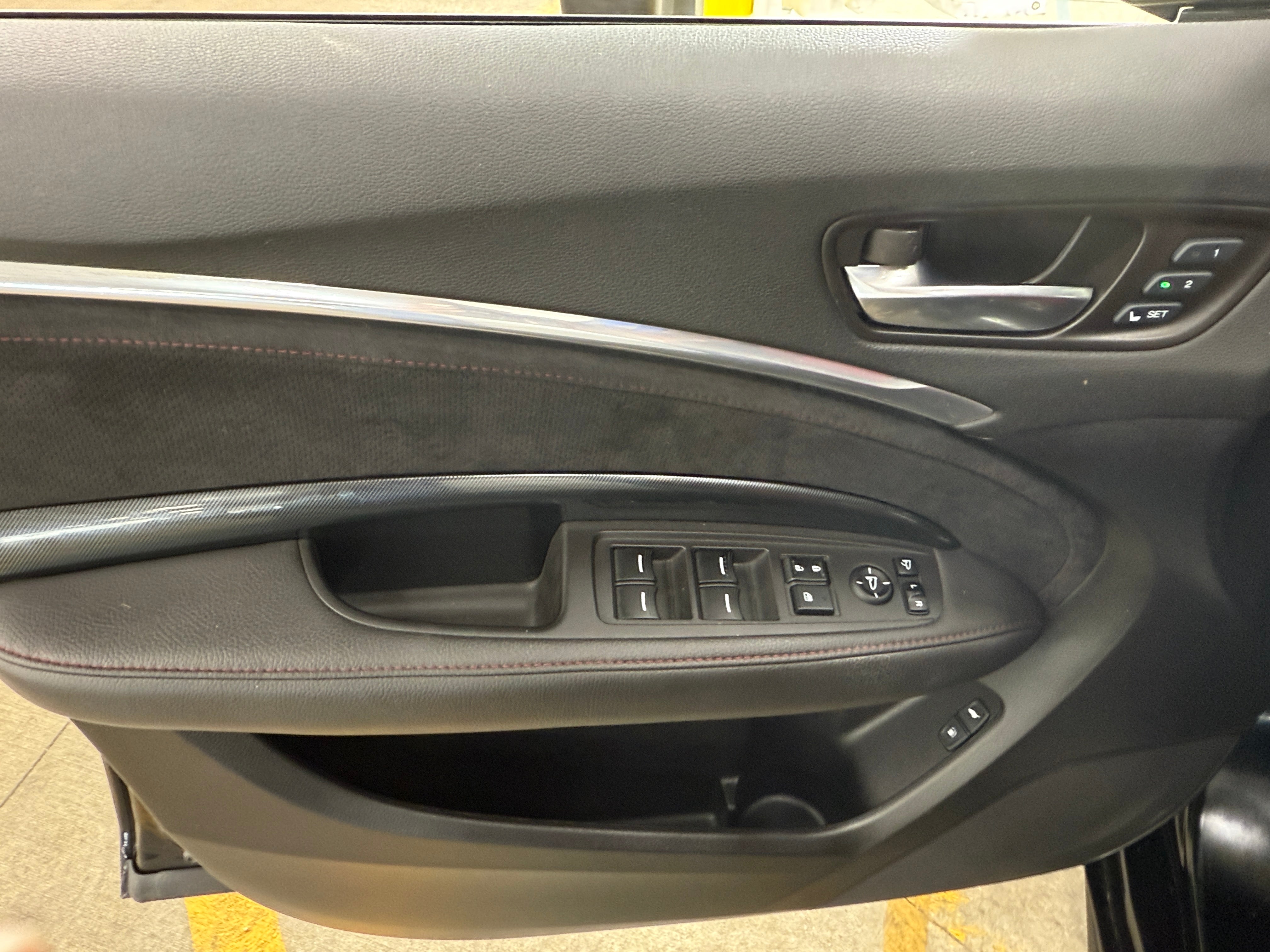Image 6 of 2019 Acura MDX SH-AWD w/Technology & A-Spec Pkgs