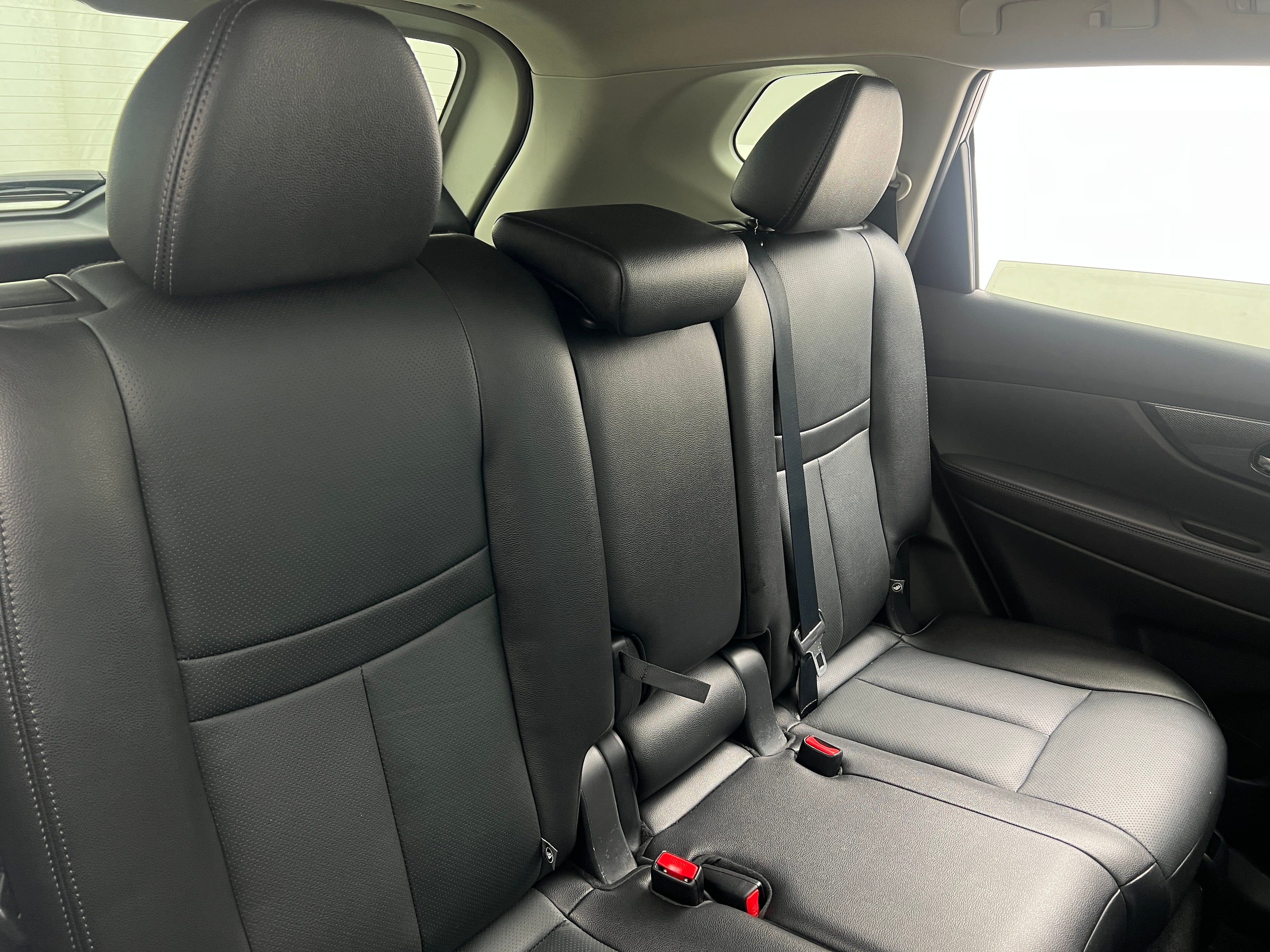 2016 Nissan Rogue SL 5
