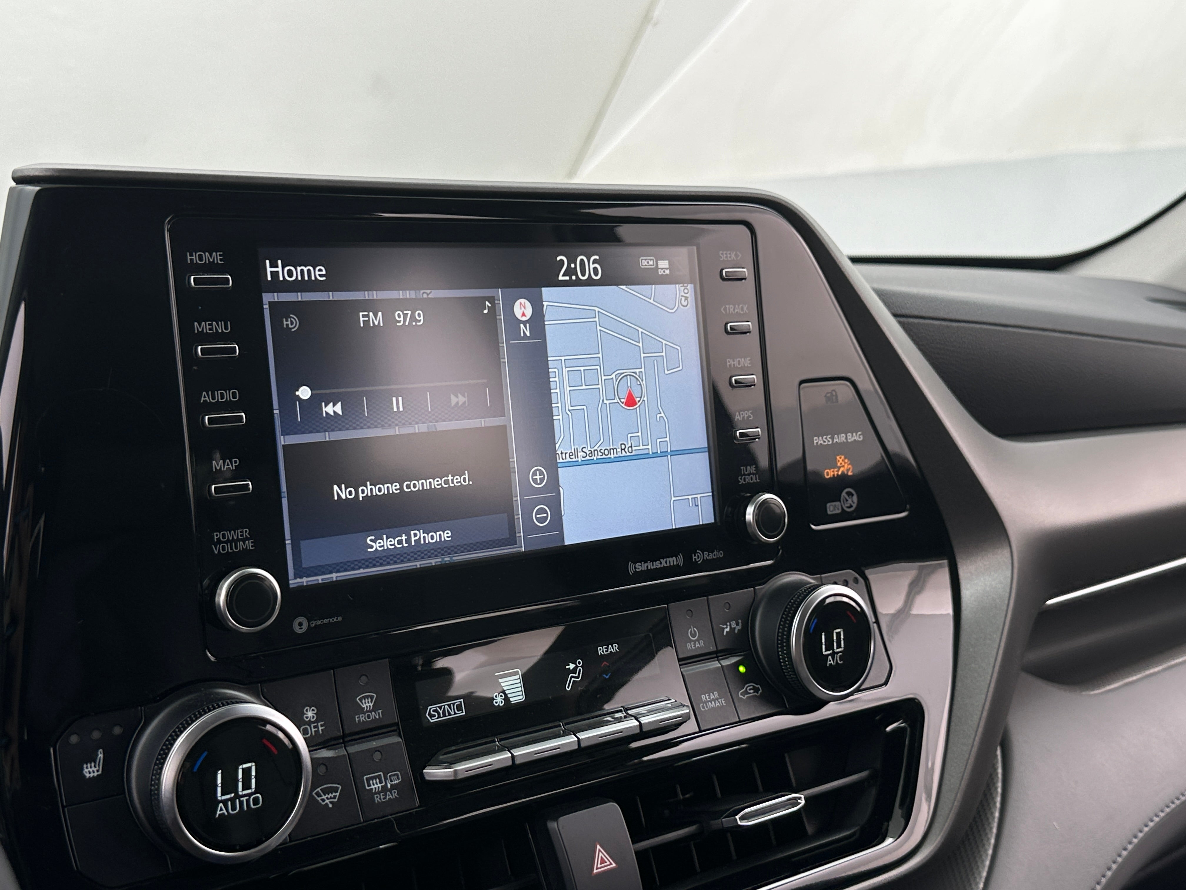 2021 Toyota Highlander XLE 3