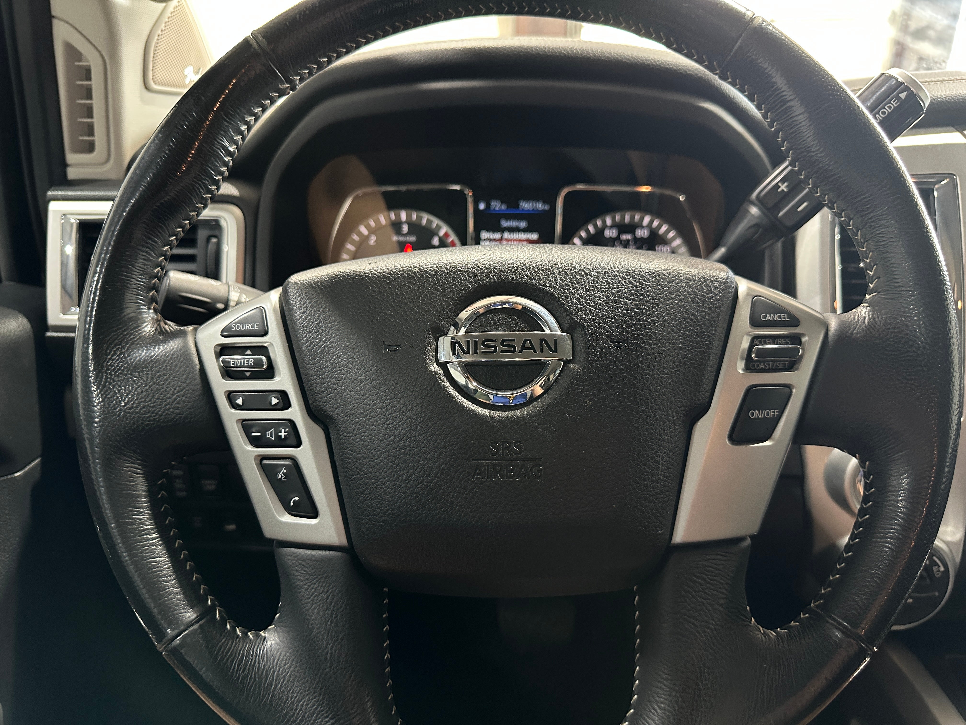 2019 Nissan Titan PRO-4X 5
