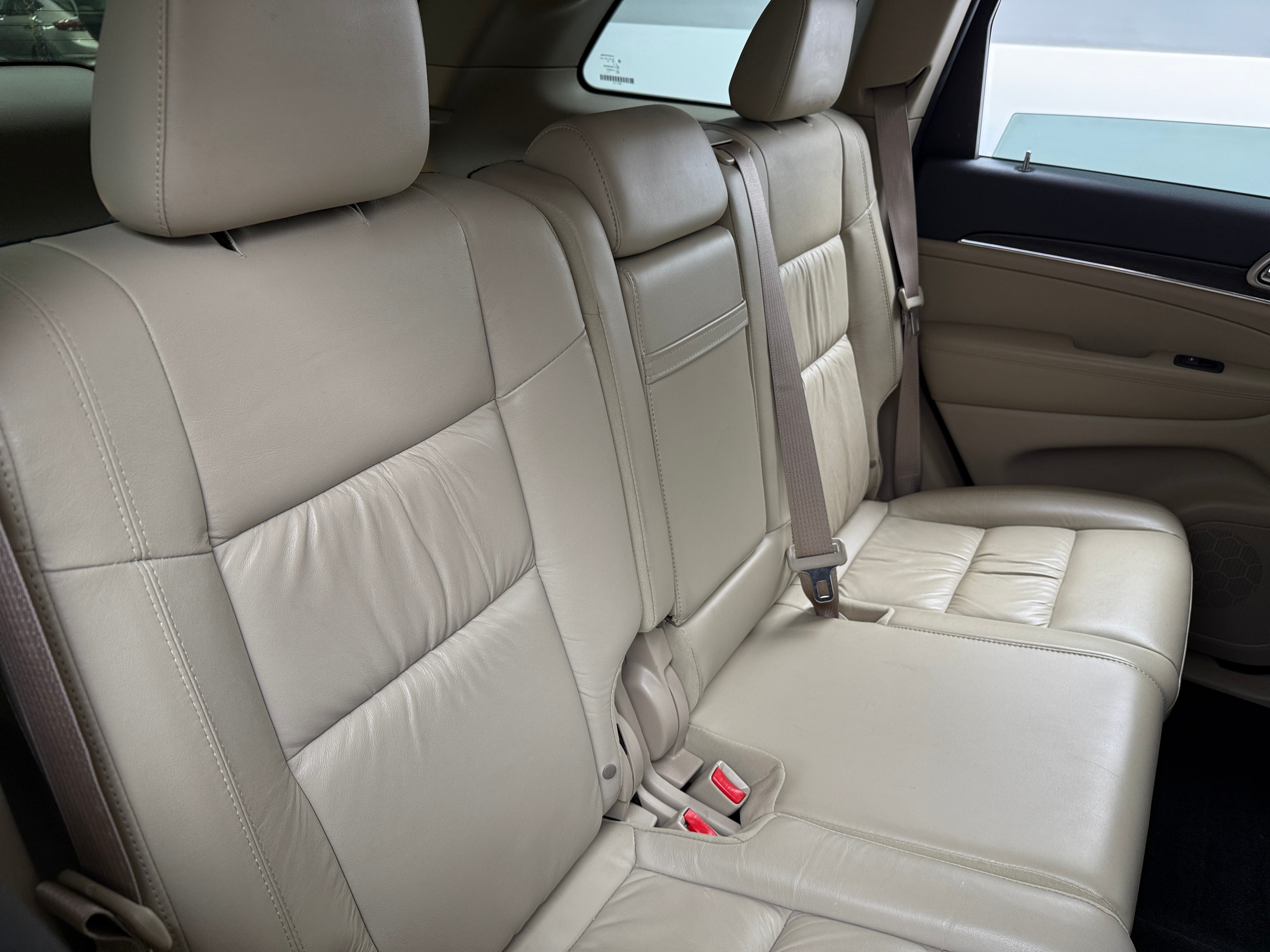 2014 Jeep Grand Cherokee Limited Edition 5