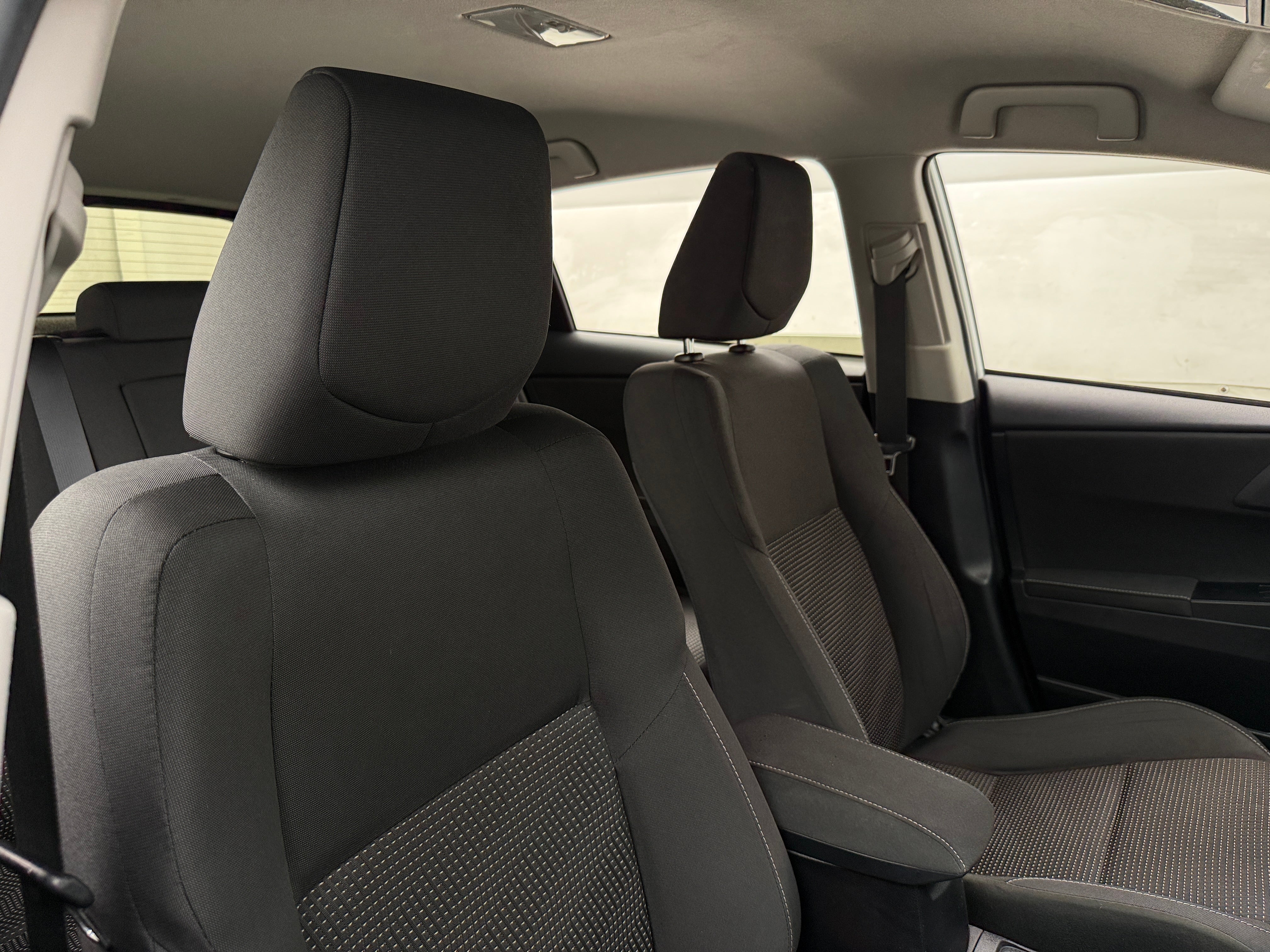 2018 Toyota Corolla iM Base 2