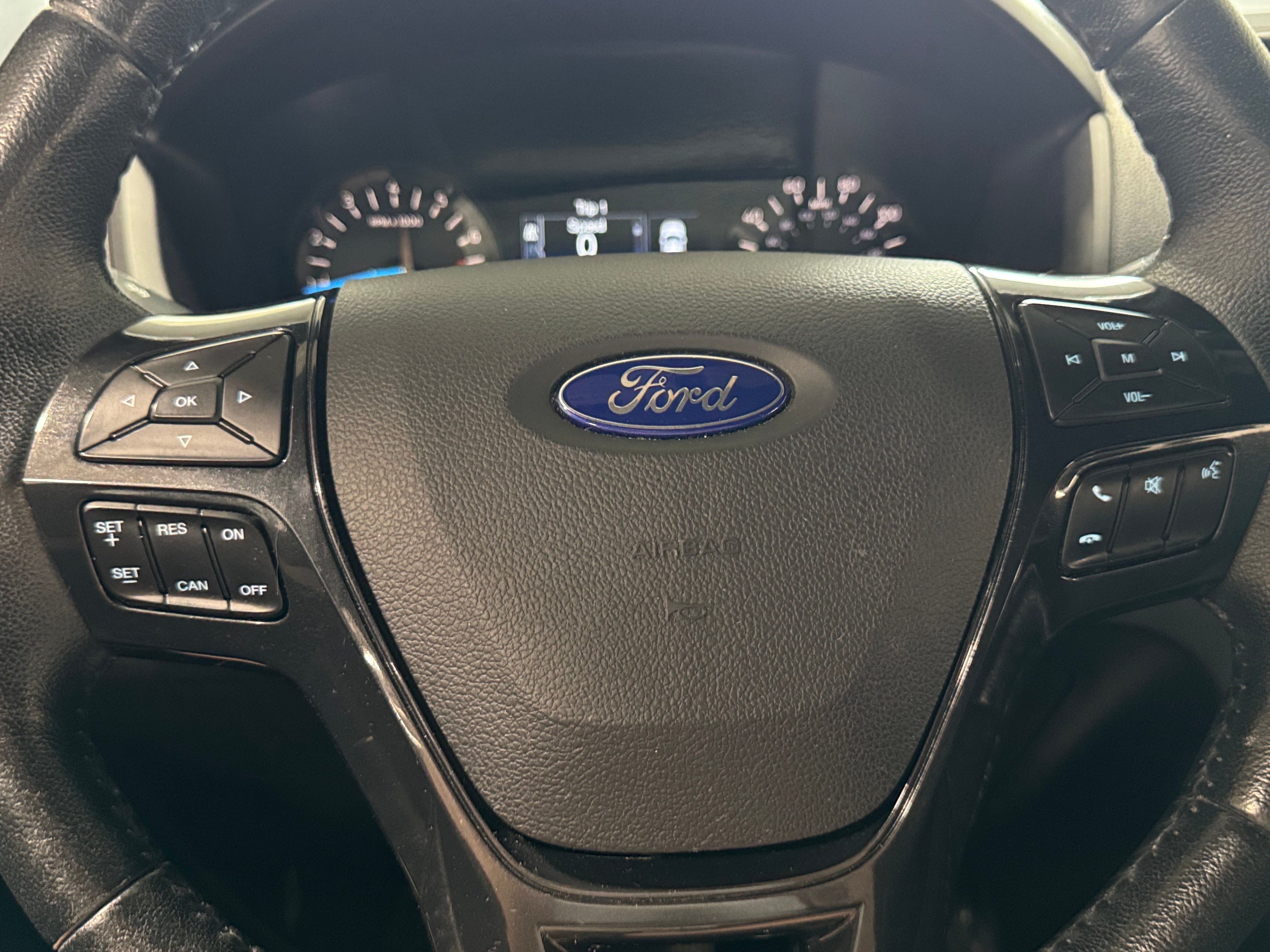 2017 Ford Explorer XLT 5