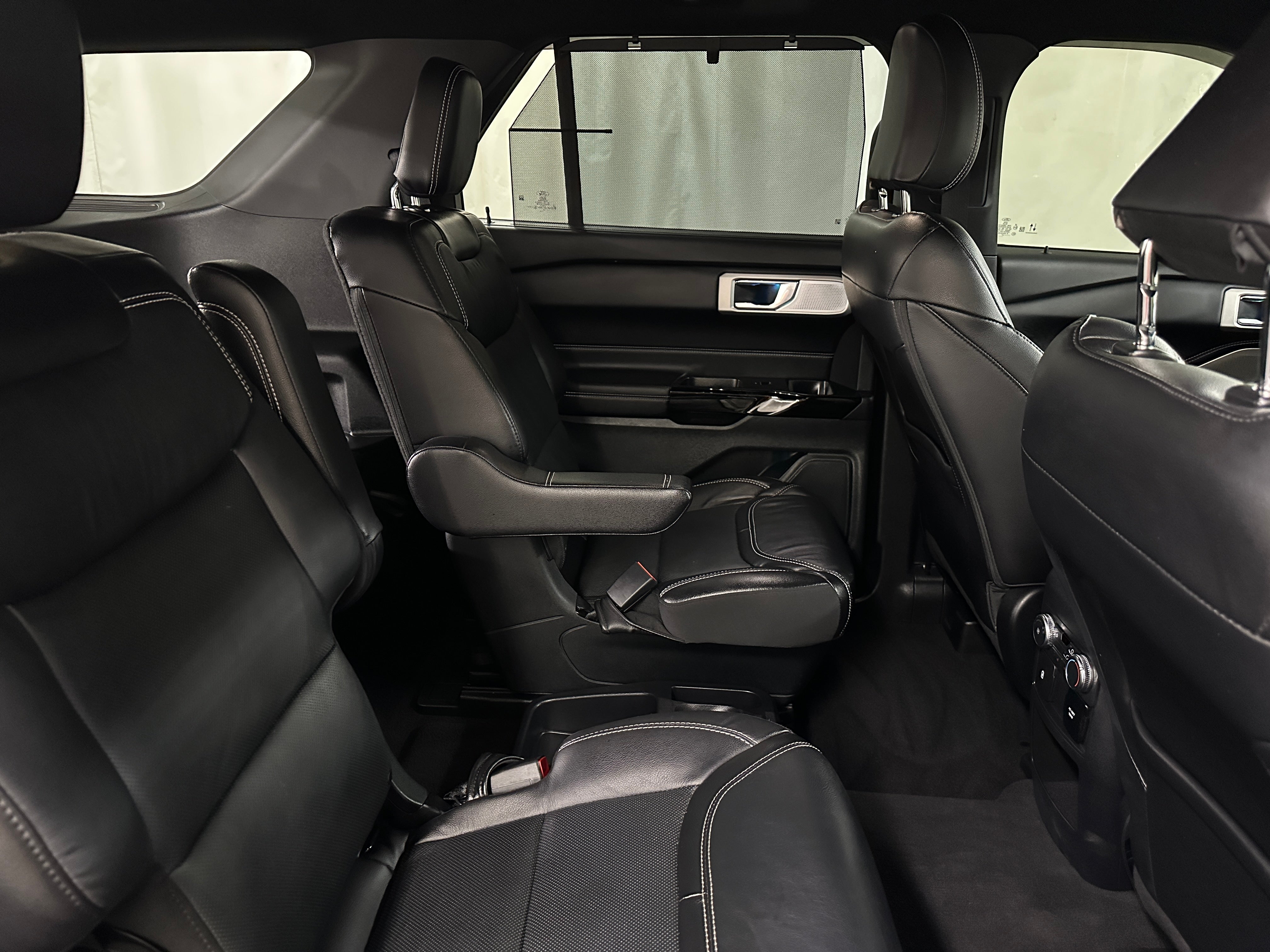 2021 Ford Explorer ST 5