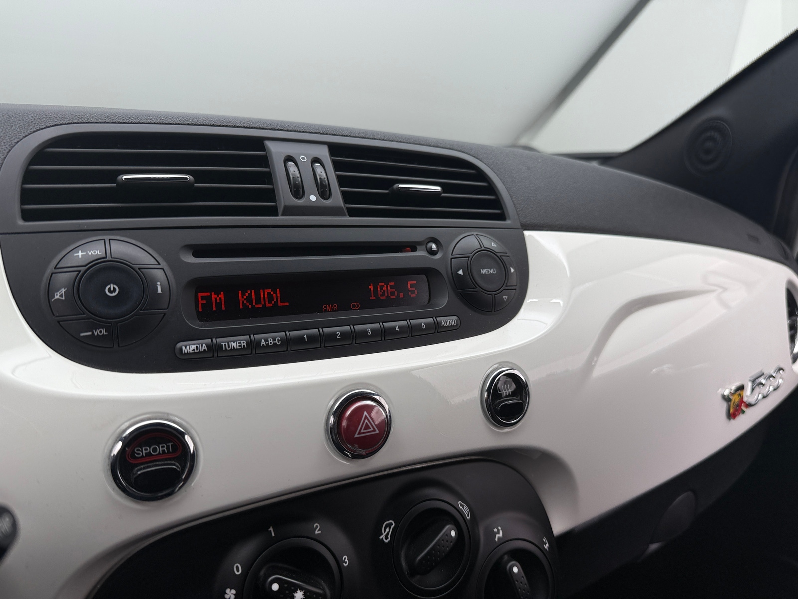 Thumbnail: 2013 Fiat 500 - 4