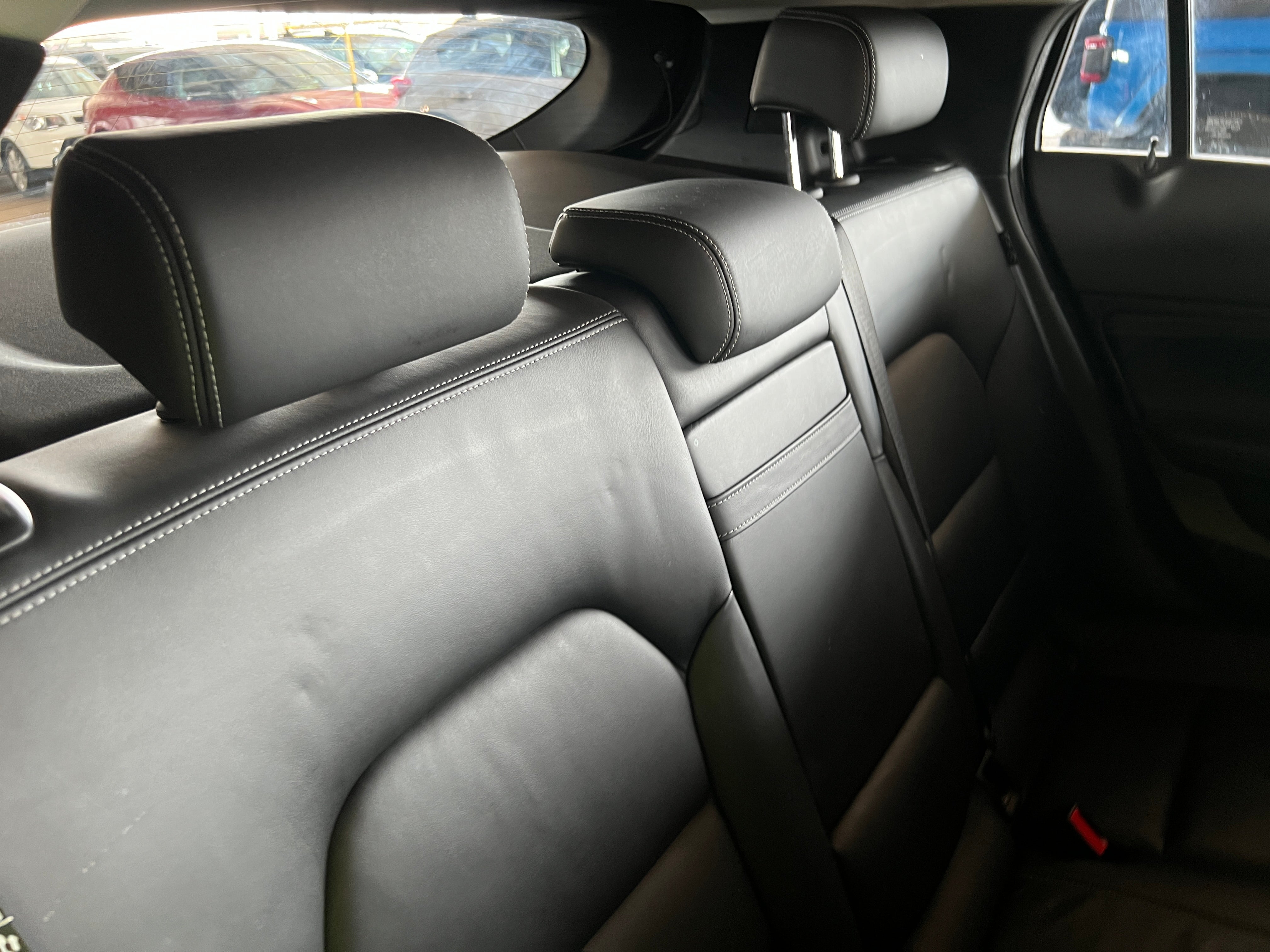 2018 INFINITI QX30 Essential 5