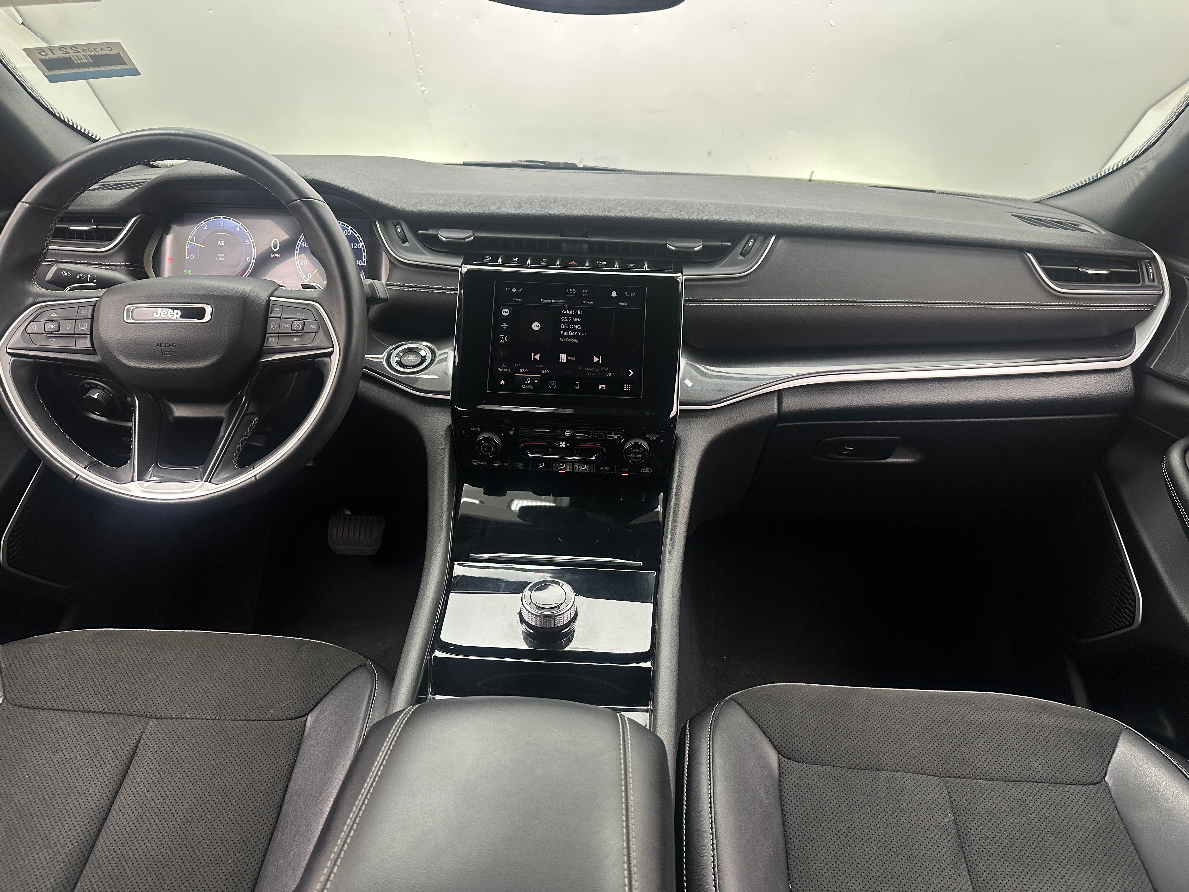 2022 Jeep Grand Cherokee L Altitude 3