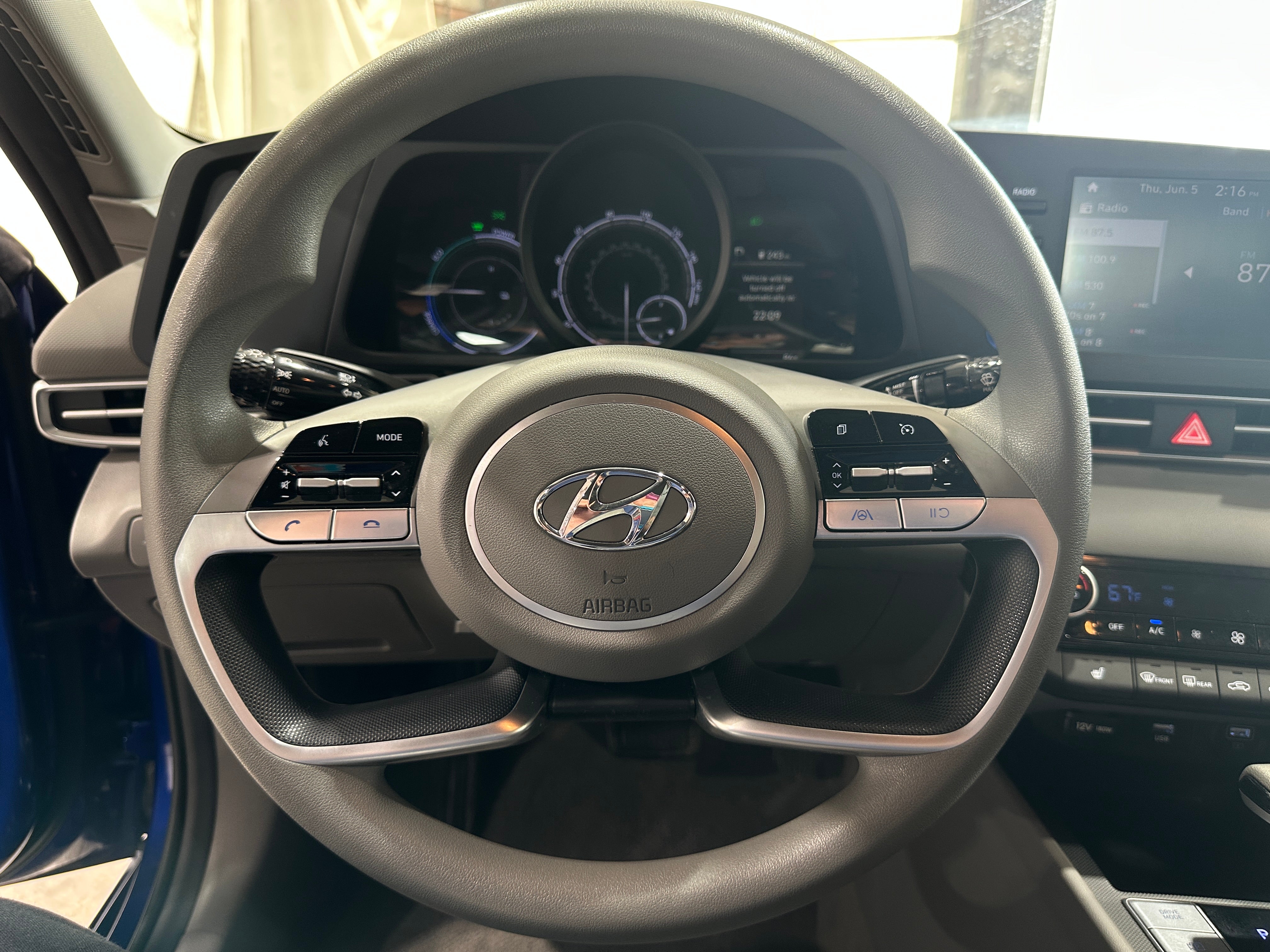 2023 Hyundai Elantra Blue 5