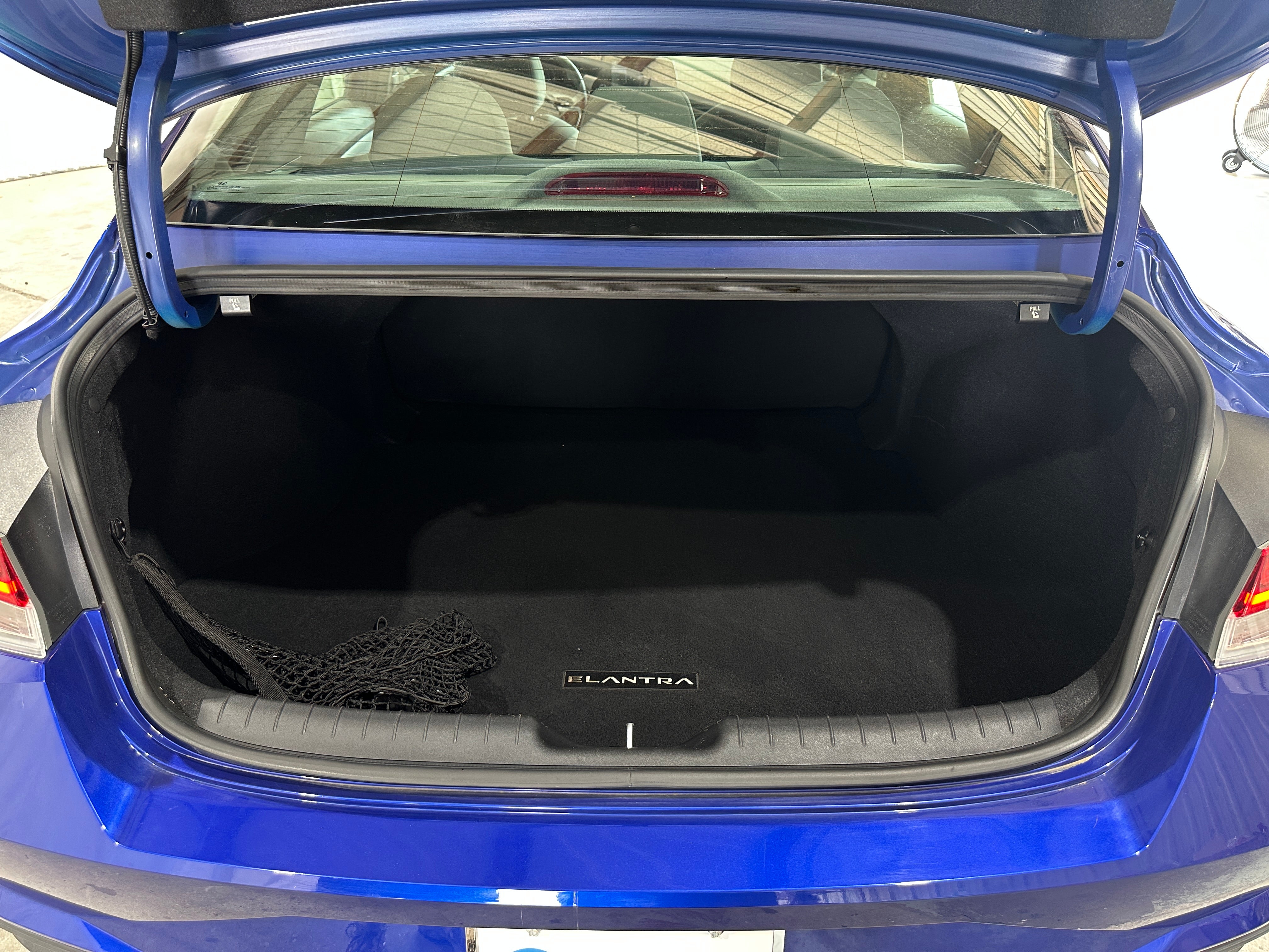 2023 Hyundai Elantra Blue 7
