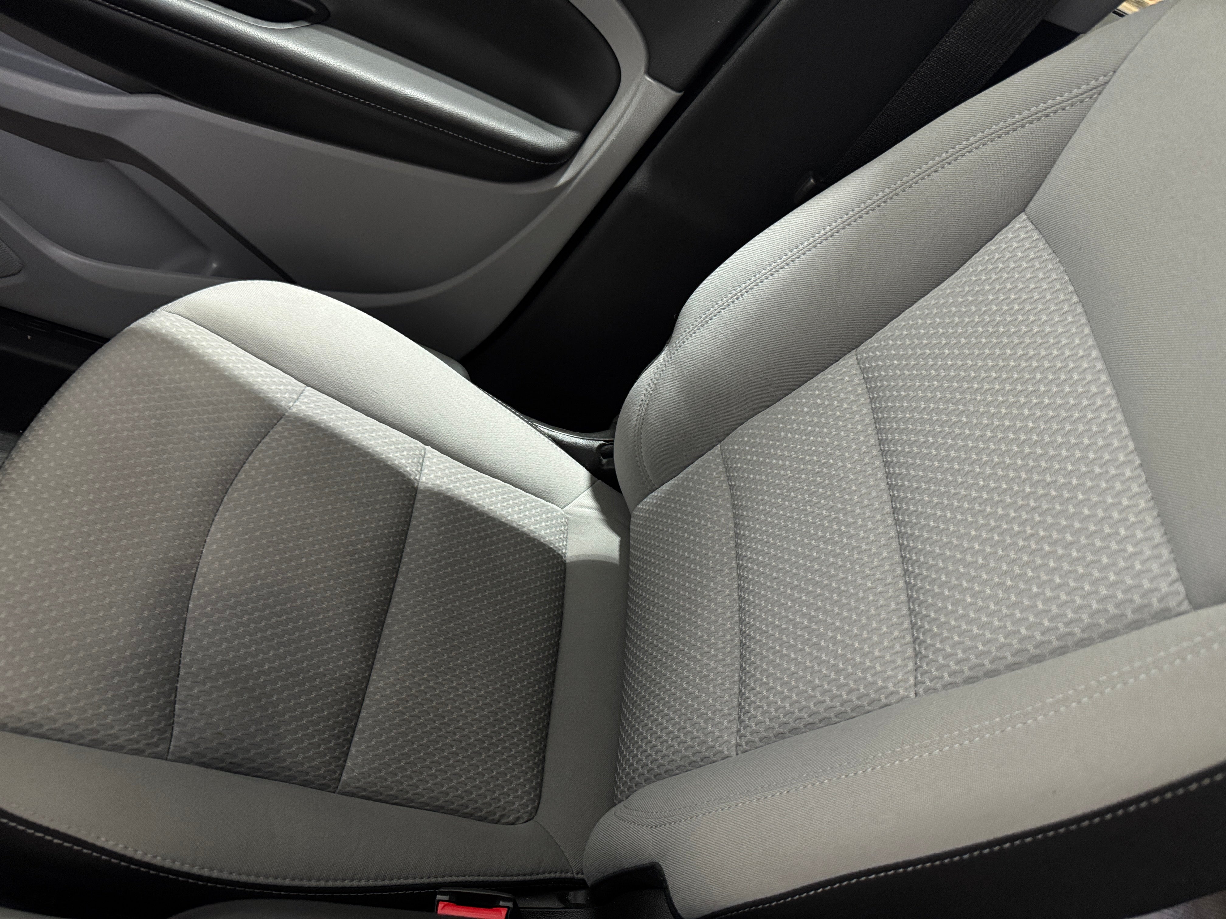 2023 GMC Terrain SLE 2
