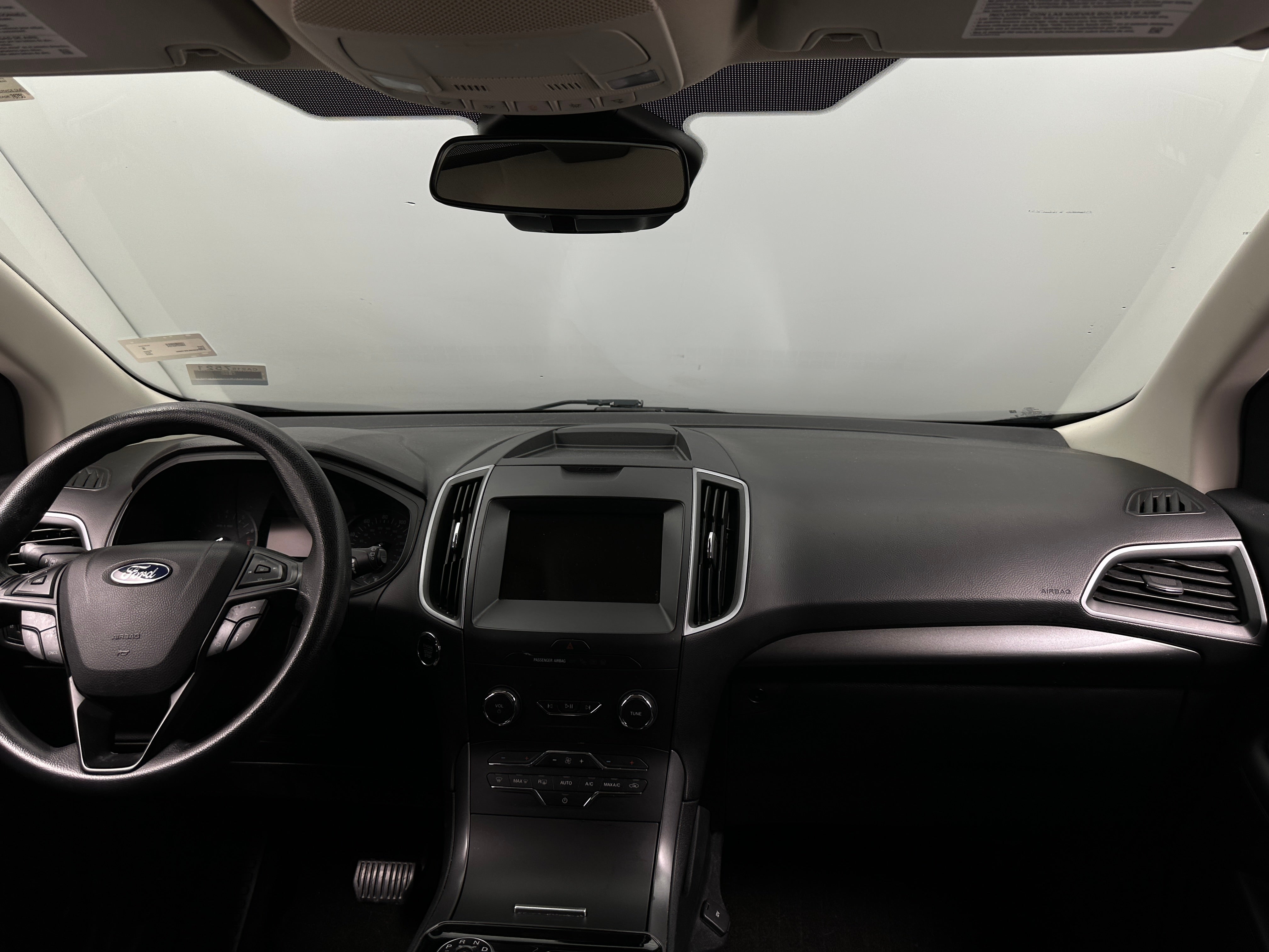 2020 Ford Edge SE 3